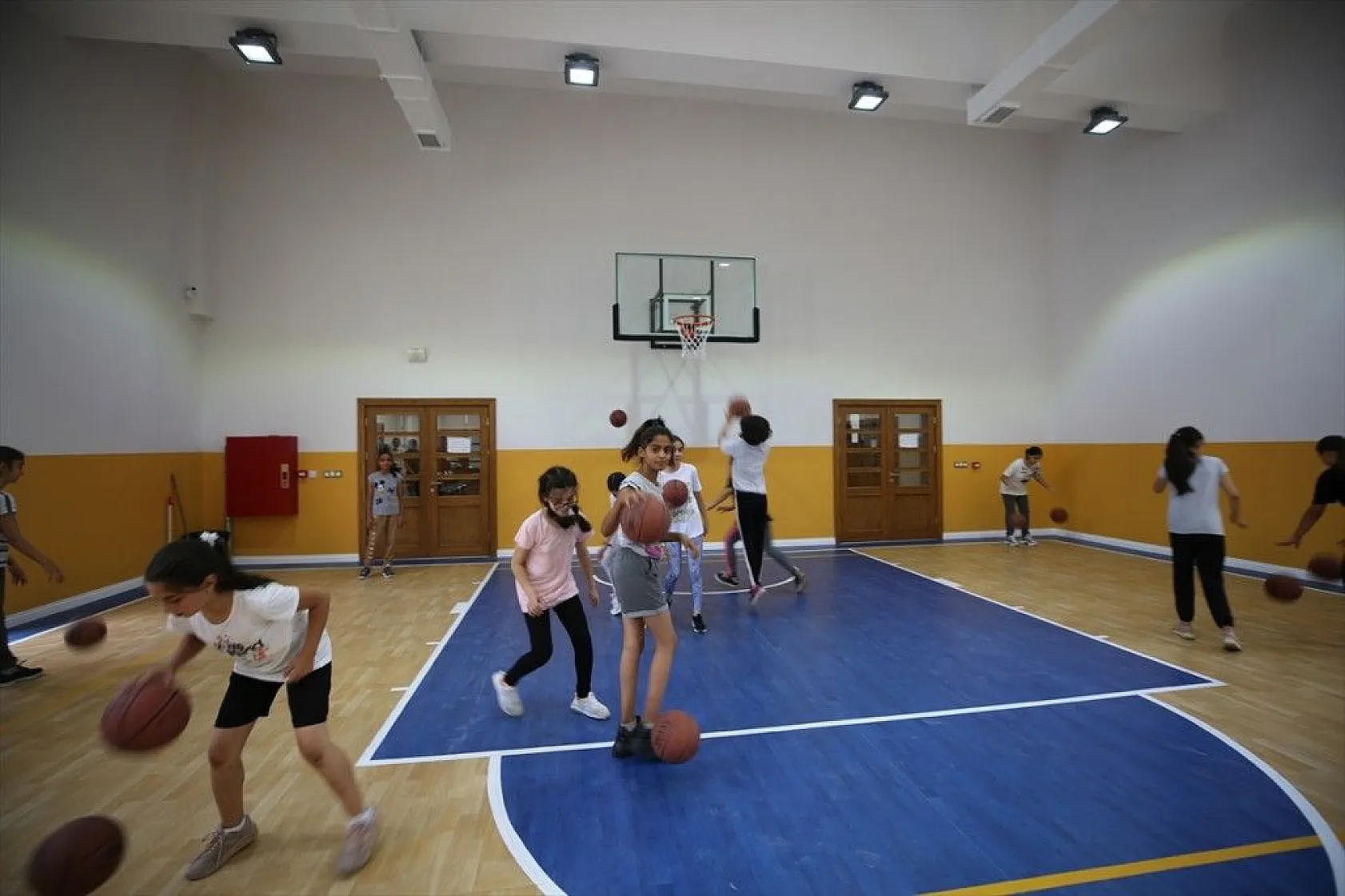 Depremin etkilediği Elazığ'da yeni okul binaları yükseliyor