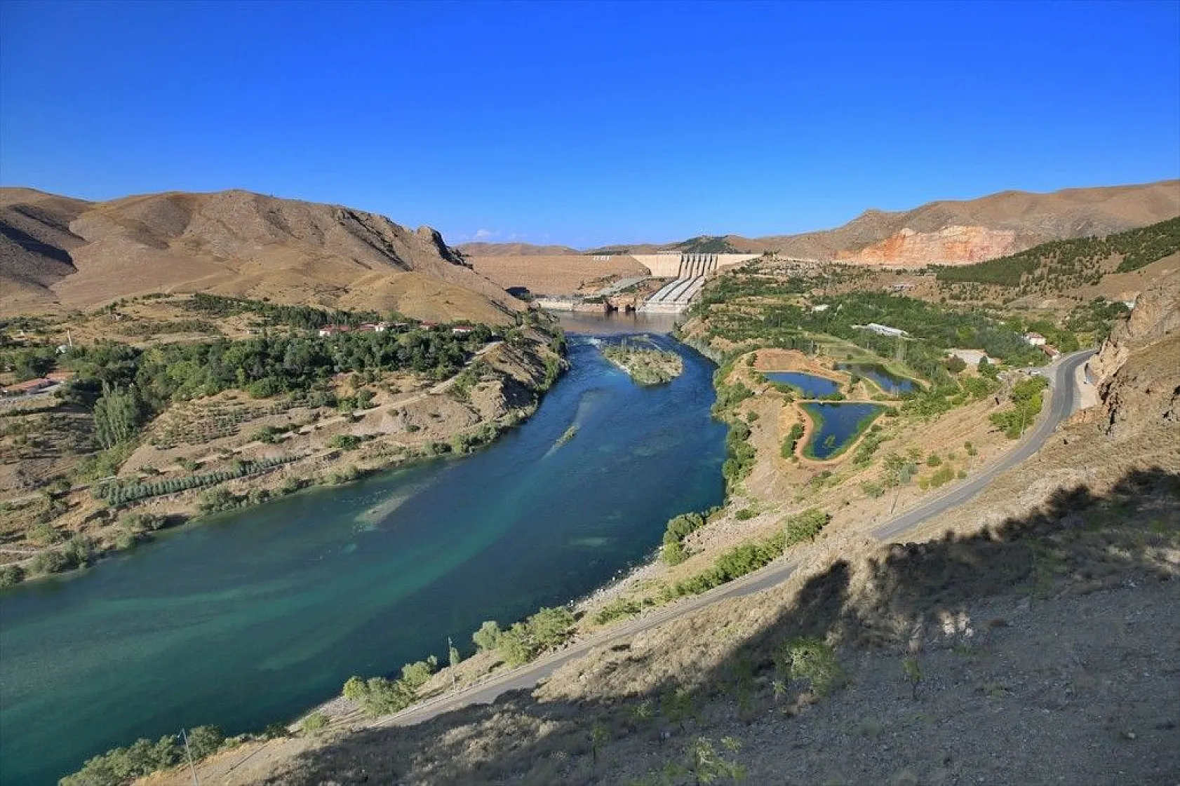 Keban Barajı ve HES 47 yılda ülke ekonomisine 151 milyar lira katkı sağladı