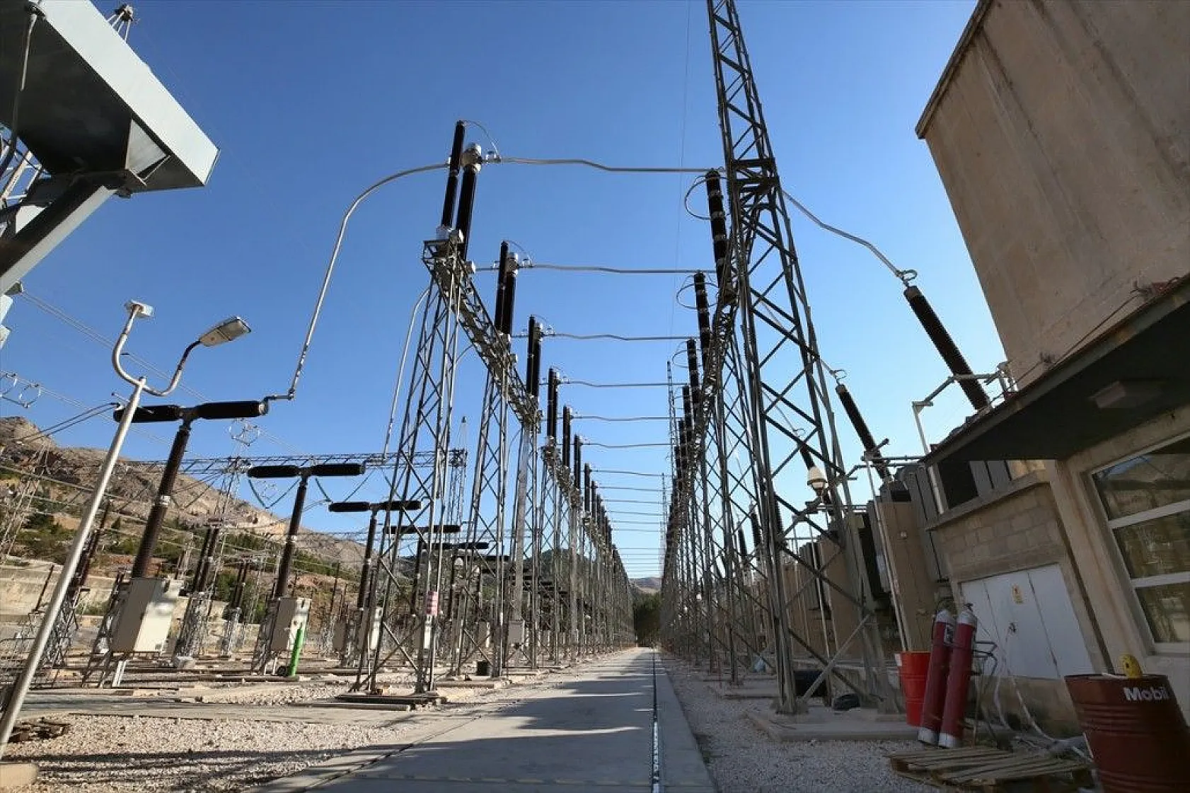 Keban Barajı ve HES 47 yılda ülke ekonomisine 151 milyar lira katkı sağladı