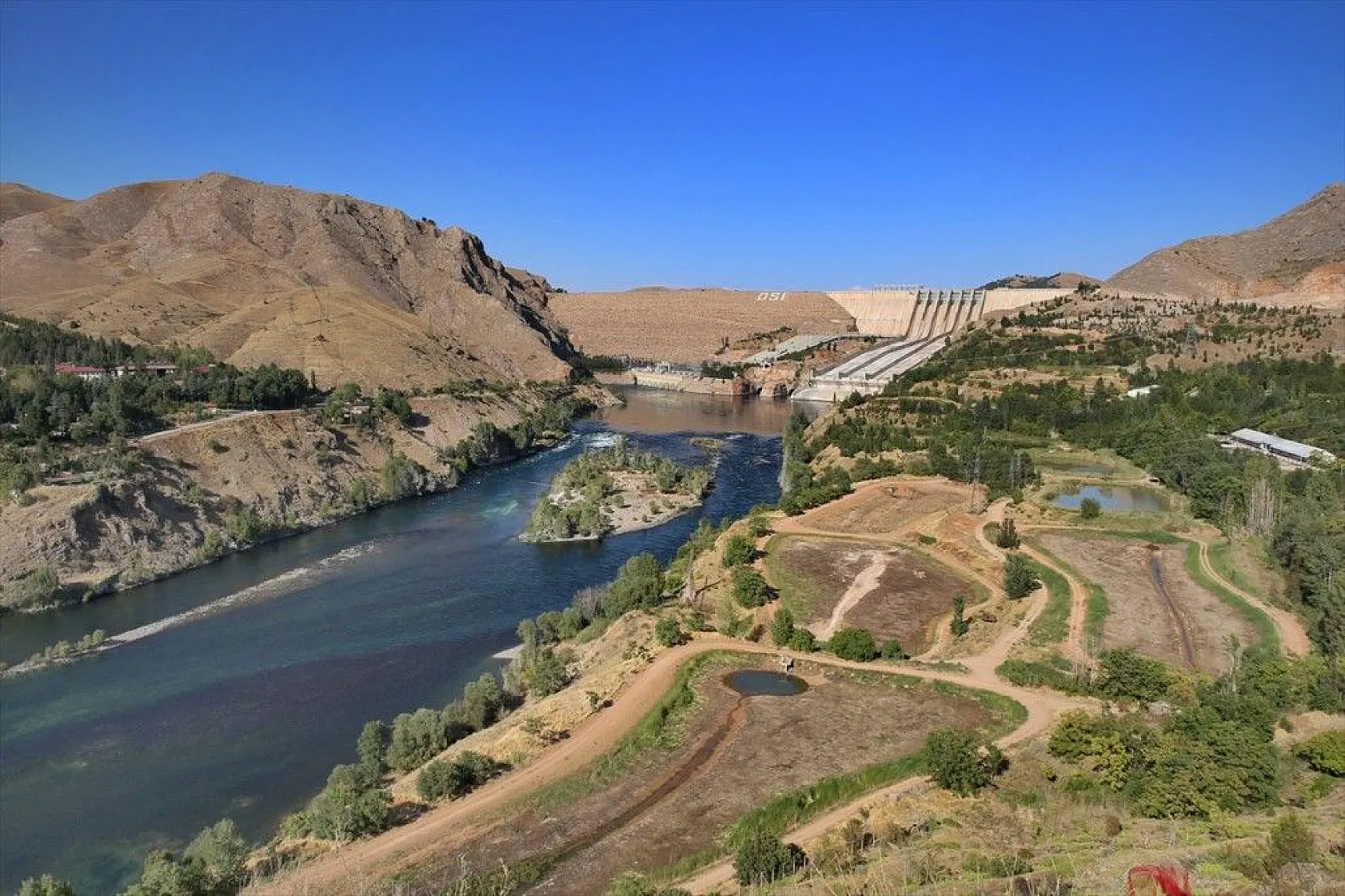 Keban Barajı ve HES 47 yılda ülke ekonomisine 151 milyar lira katkı sağladı