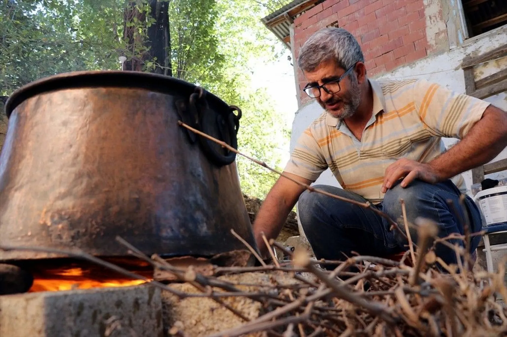 Kazanlar 'orcik' yapımı için kaynıyor