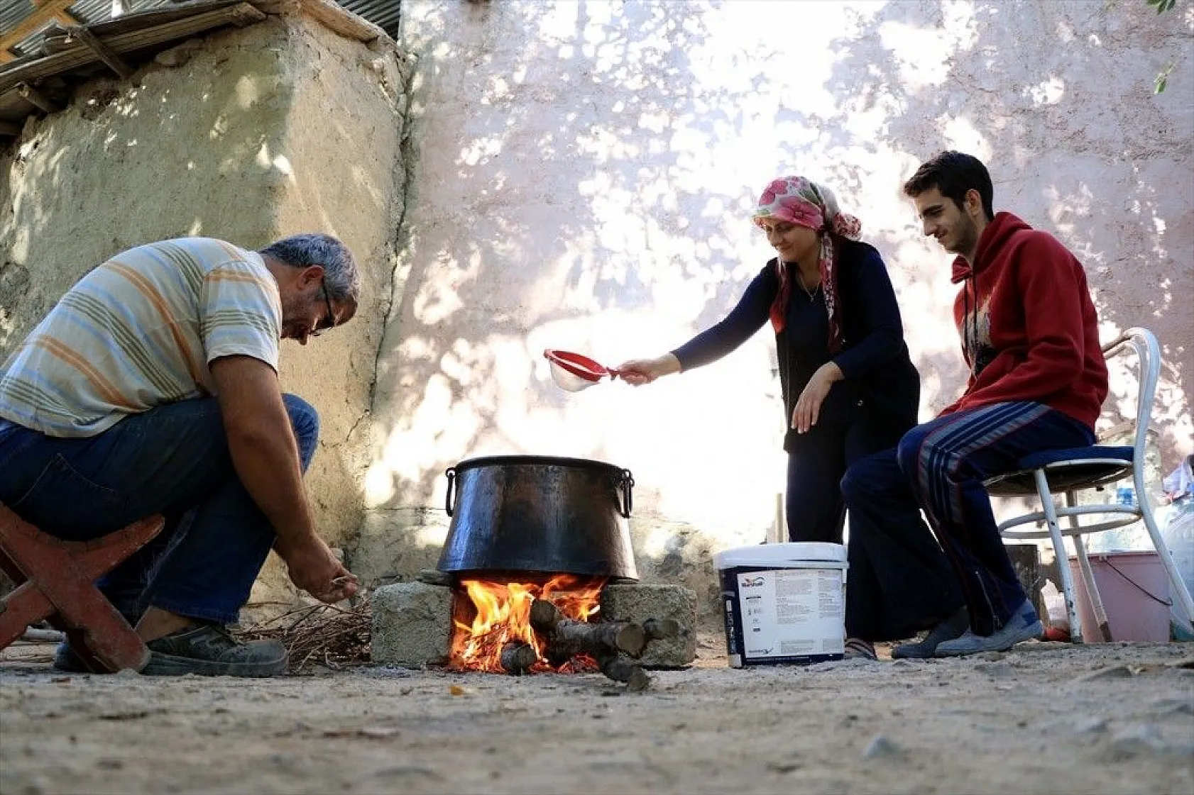 Kazanlar 'orcik' yapımı için kaynıyor