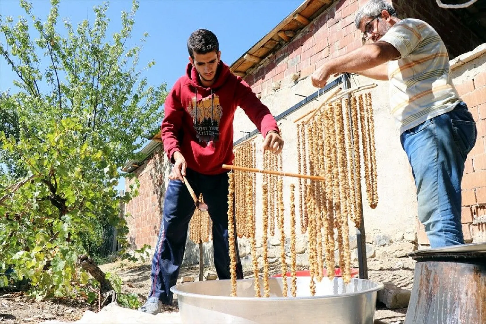 Kazanlar 'orcik' yapımı için kaynıyor