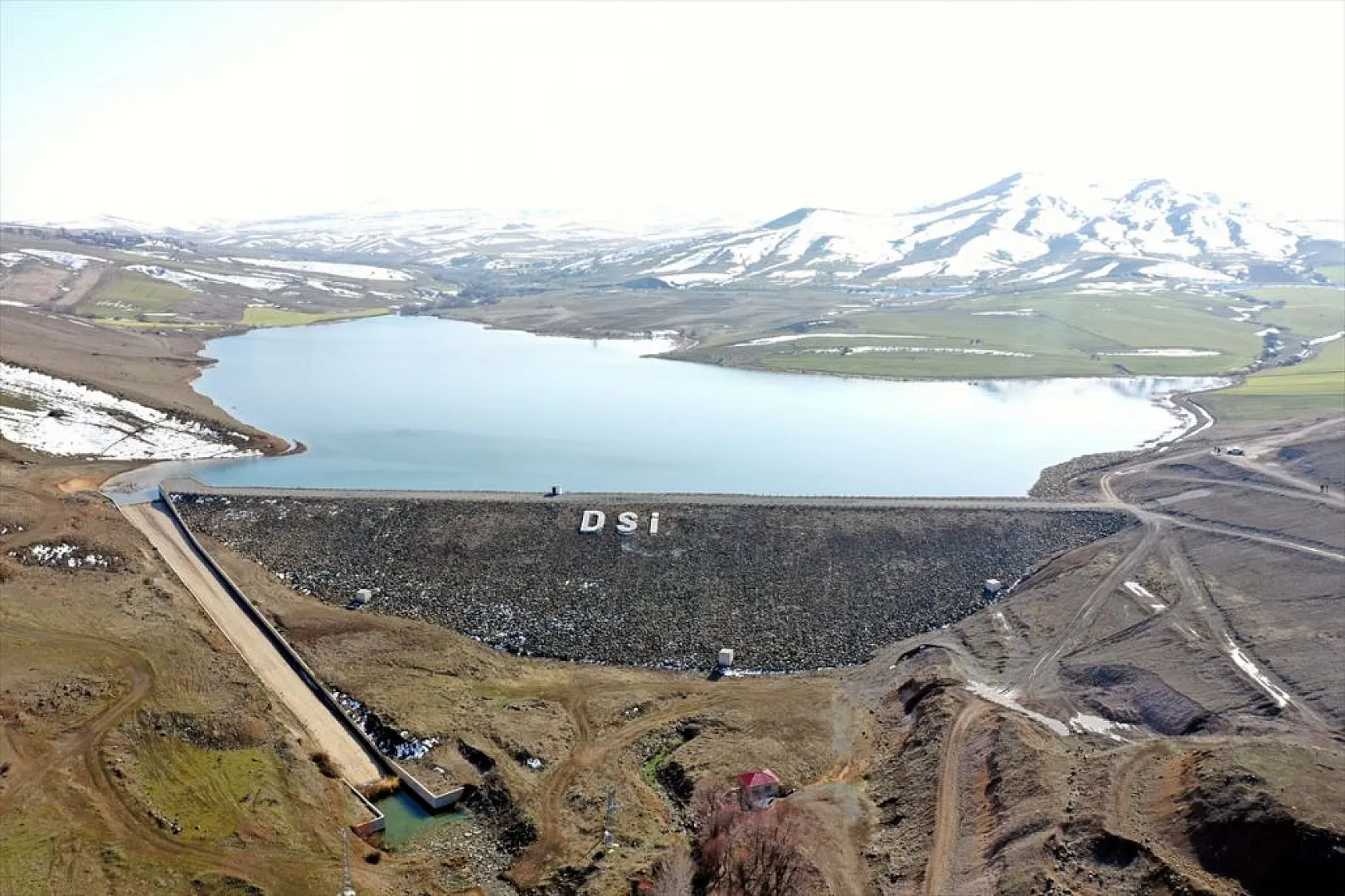 Artan yağışlar baraj ve göllere 'can suyu' oldu