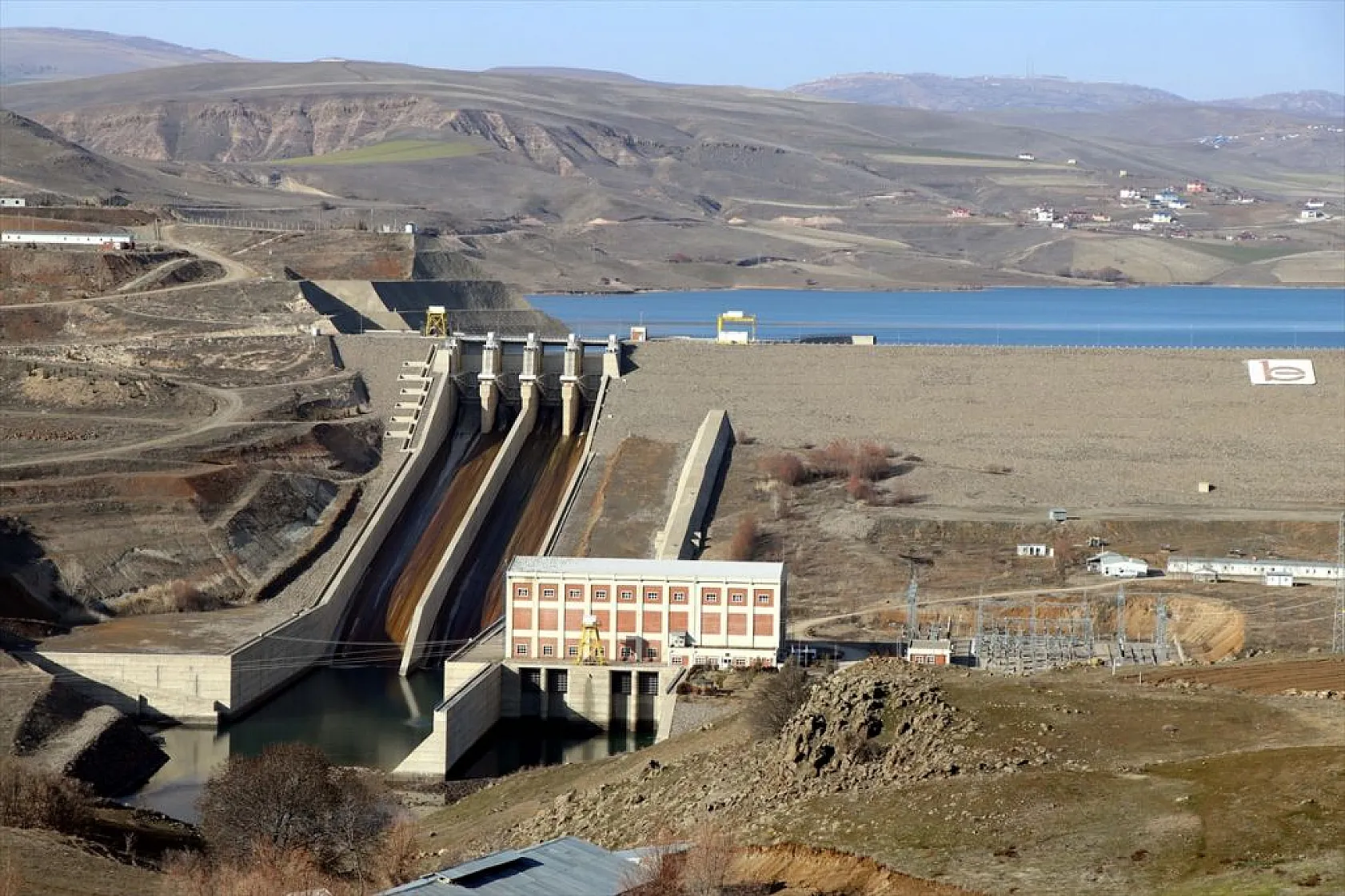 Artan yağışlar baraj ve göllere 'can suyu' oldu