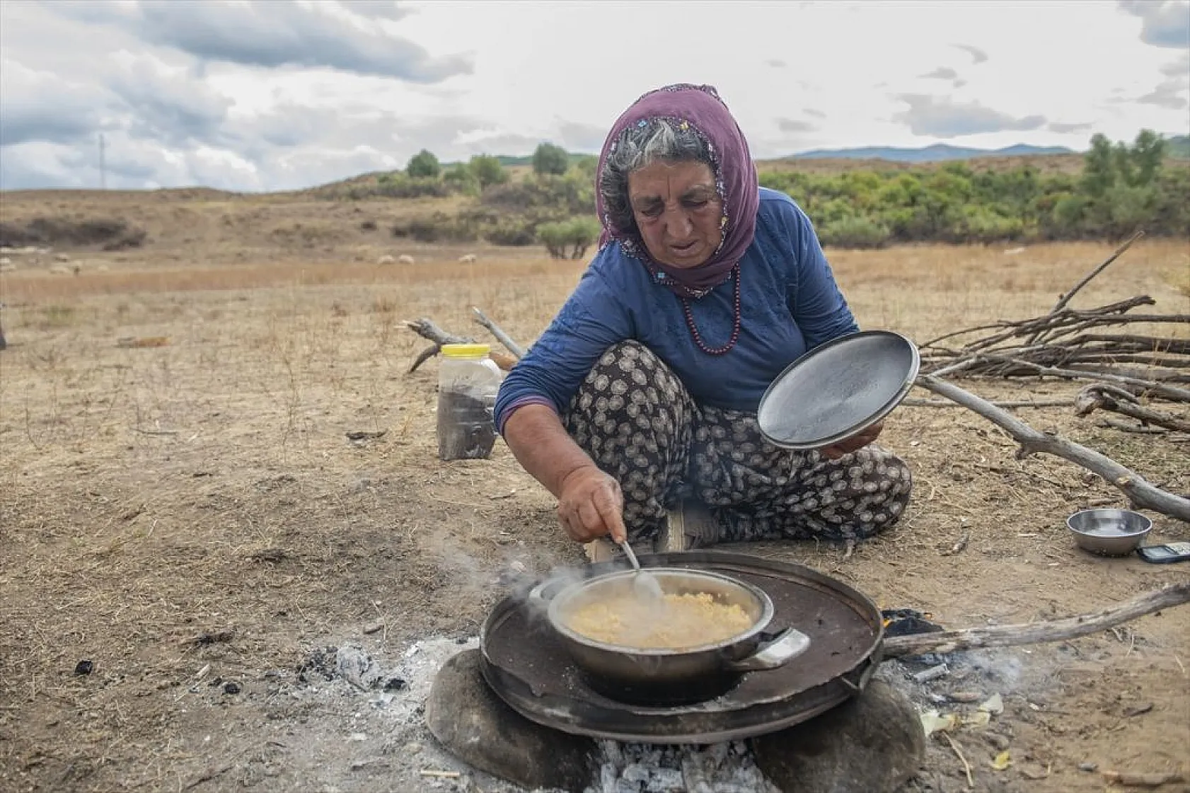 Göçerlerin köylerine zorlu dönüşü başladı