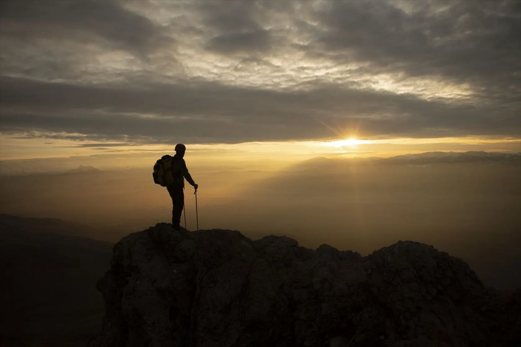 Beyaza bürünen Tunceli dağlarında kış tırmanışları başladı