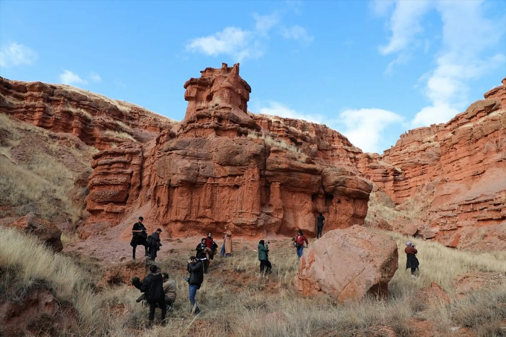 Erzurum'un Narman ilçesindeki peribacaları...