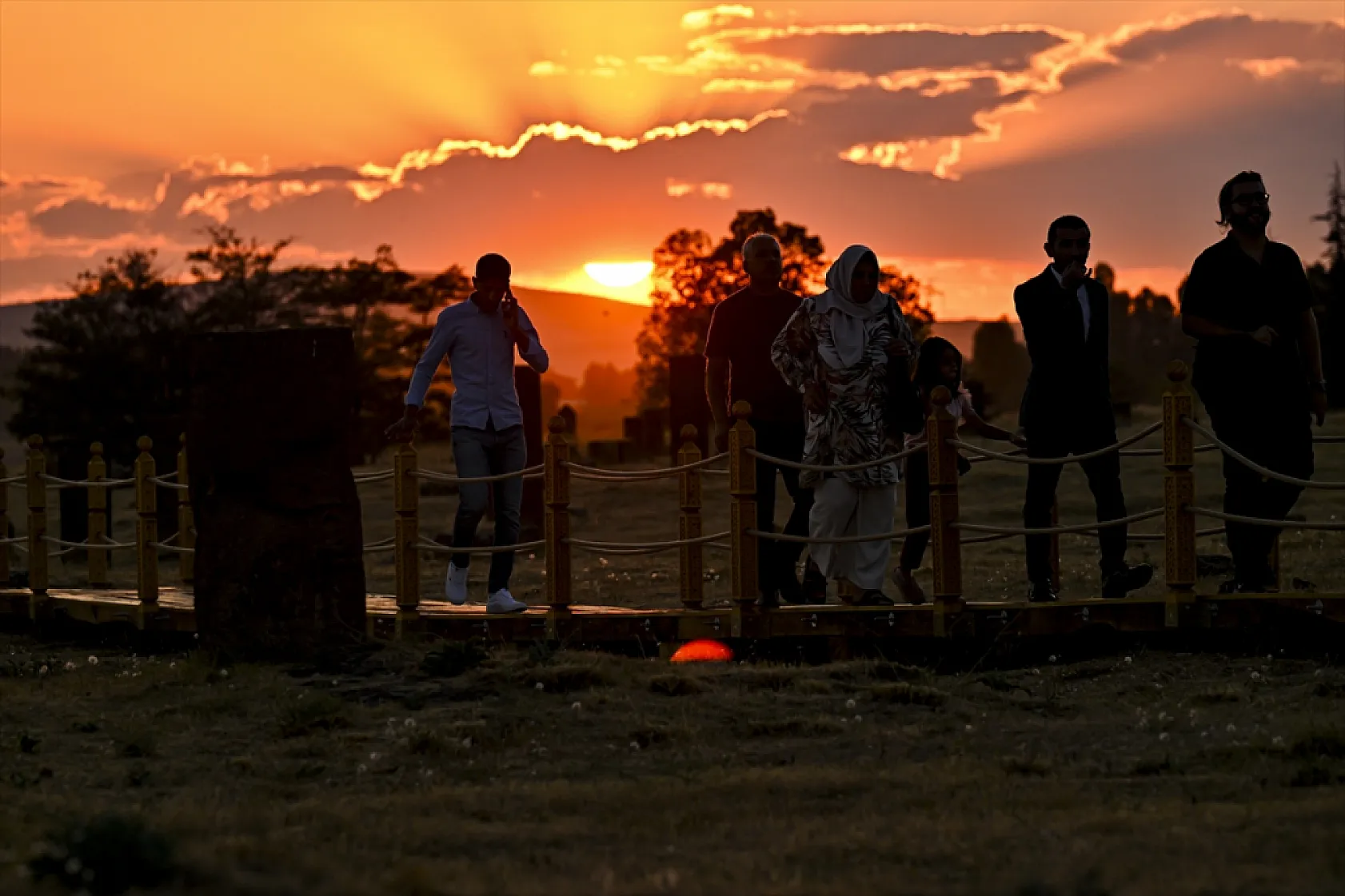 Selçuklu Meydan Mezarlığı zamana meydan okuyor