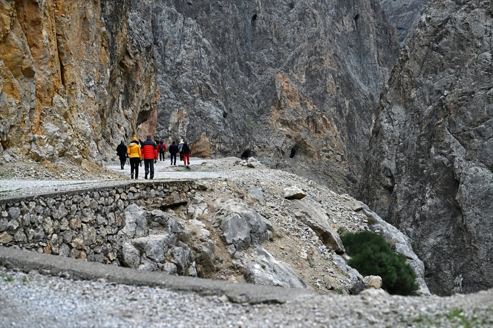 Karanlık Kanyonu ziyaretçilerini büyülüyor