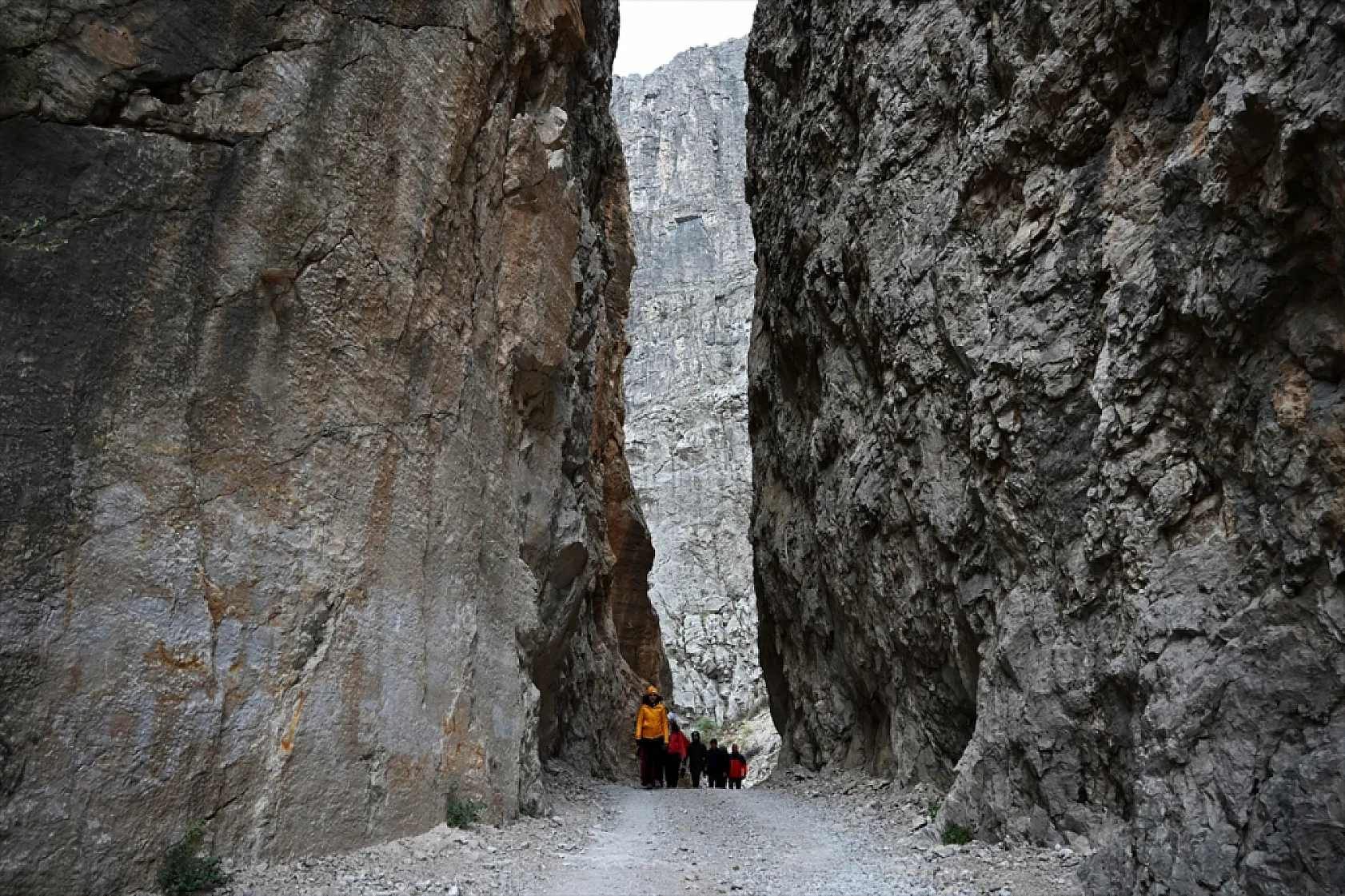 Karanlık Kanyonu ziyaretçilerini büyülüyor
