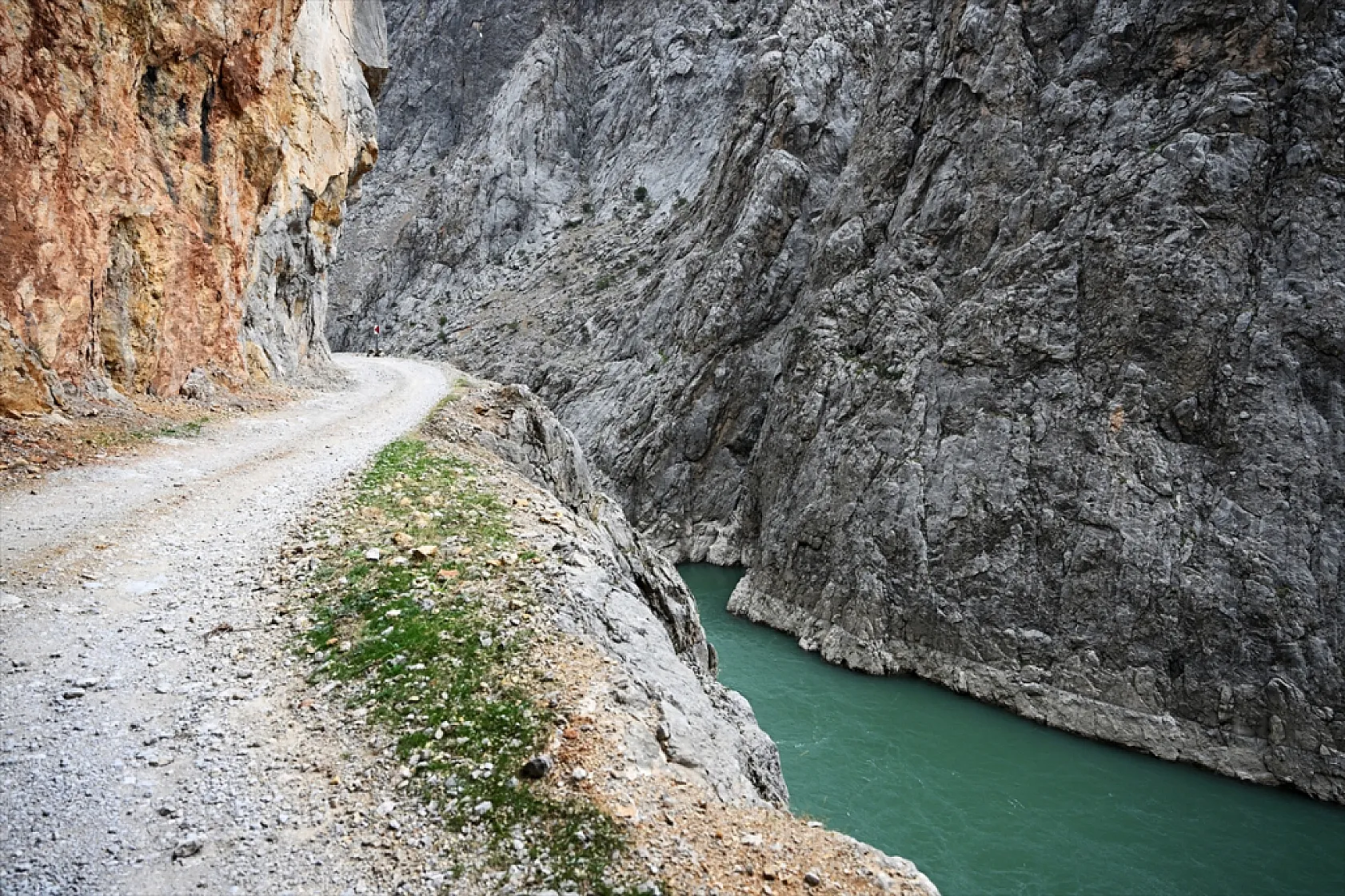 Karanlık Kanyonu ziyaretçilerini büyülüyor