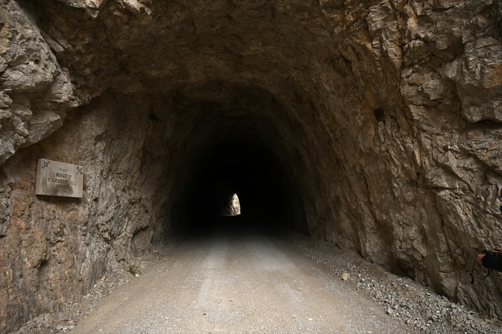 Karanlık Kanyonu ziyaretçilerini büyülüyor