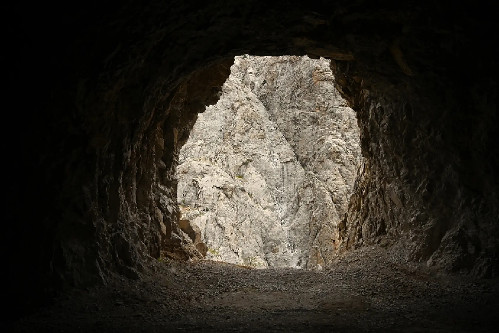 Karanlık Kanyonu ziyaretçilerini büyülüyor