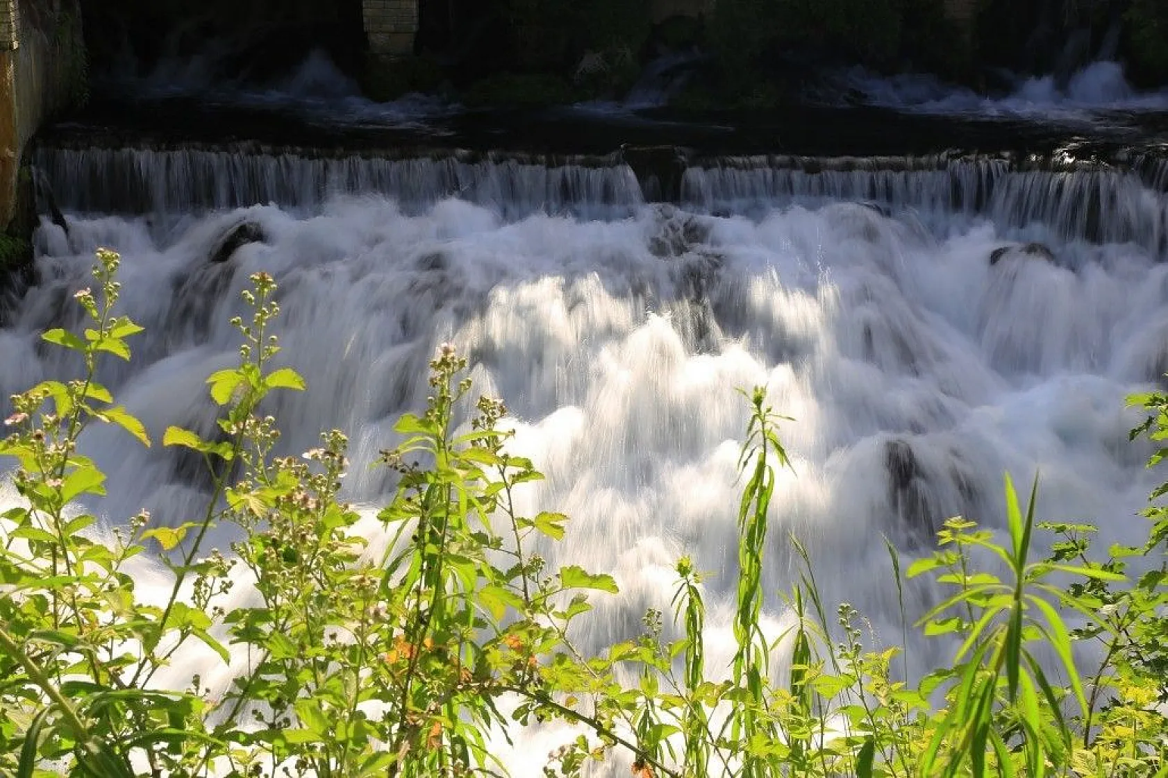 Dünyanın en genç şelalesine ilgi yoğun