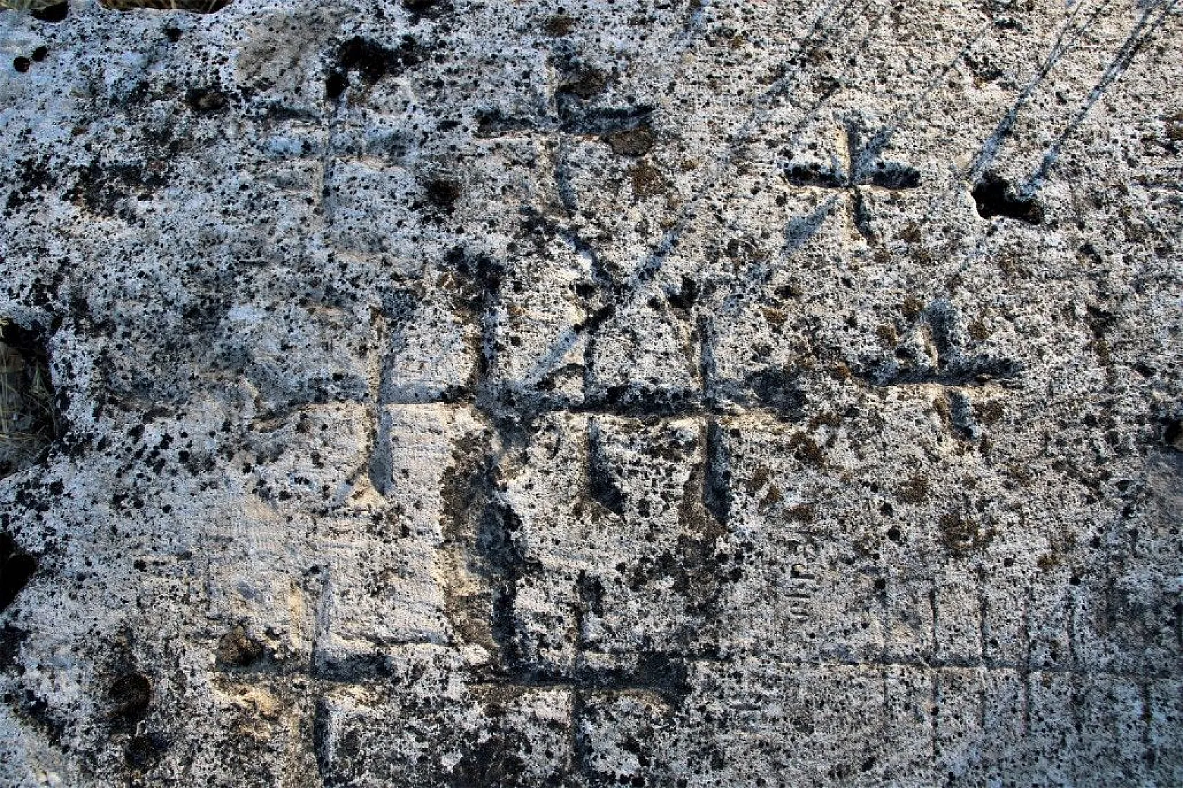 800 yıllık 'Kağtsrahayeats Manastırı' restore edilmeyi bekliyor