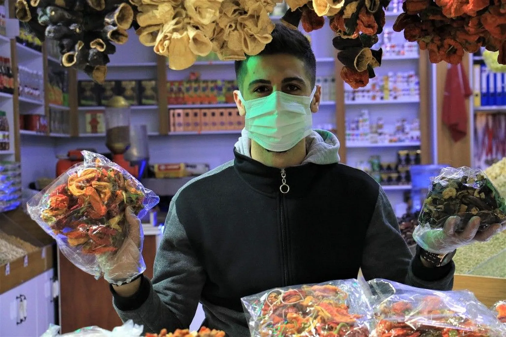 Kapalı Çarşı esnafı online satışa geçti