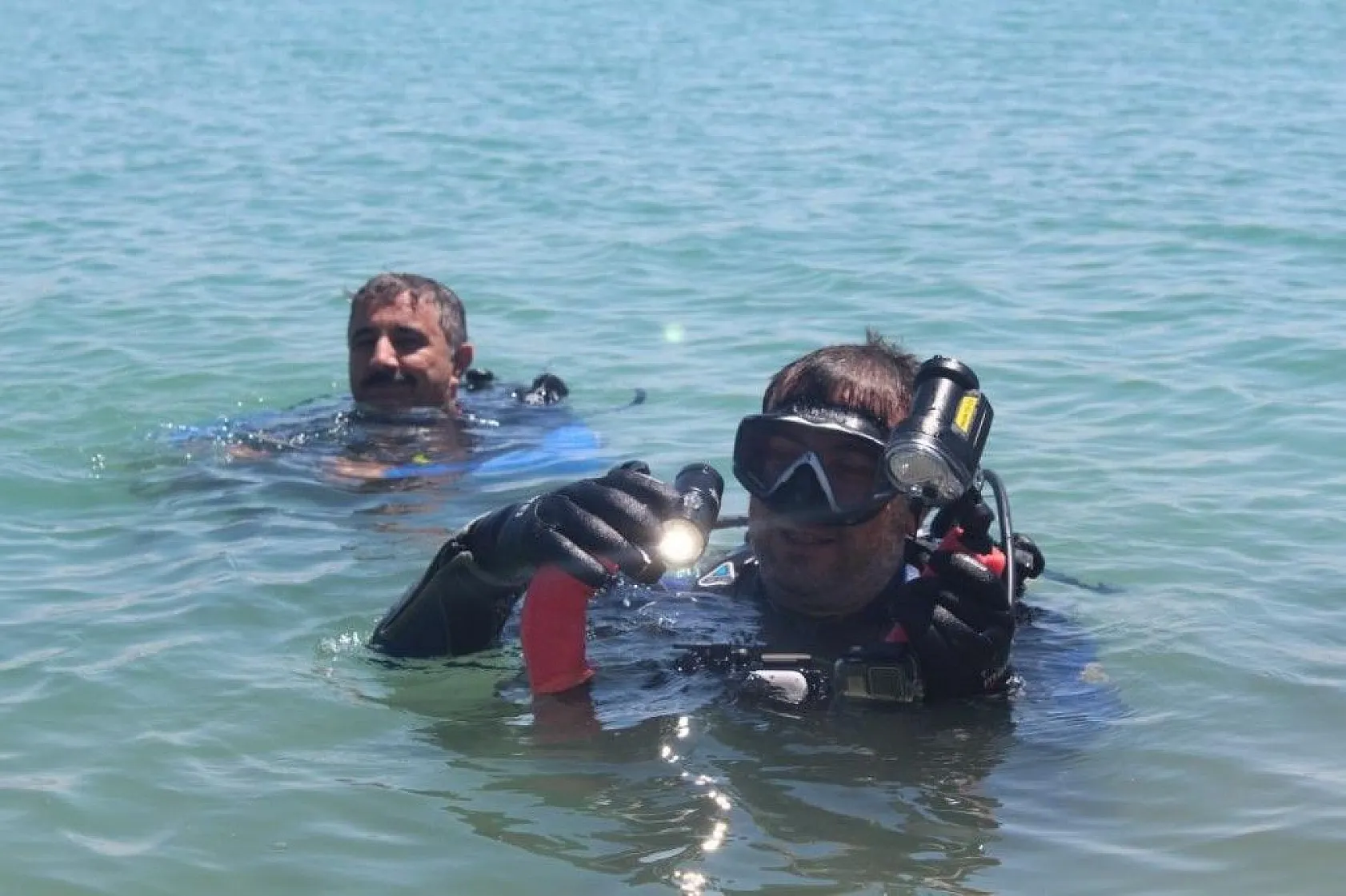 Yarımada olan Elazığ, dalış tutuklarının dikkatini çekiyor