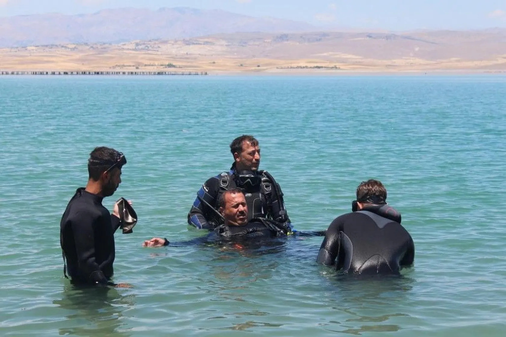 Yarımada olan Elazığ, dalış tutuklarının dikkatini çekiyor