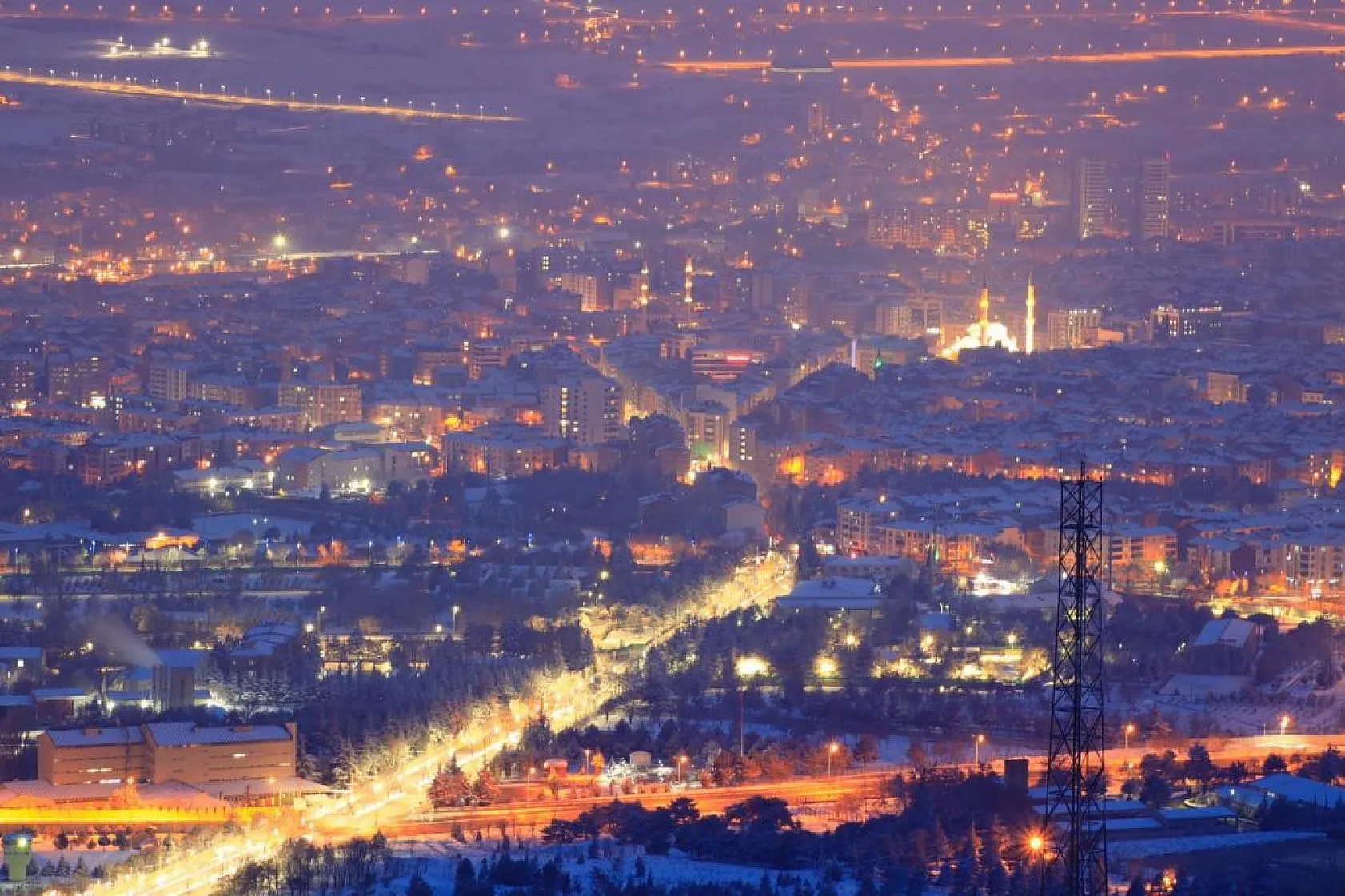 Harput'ta gece ışıkları ile görsel şölen