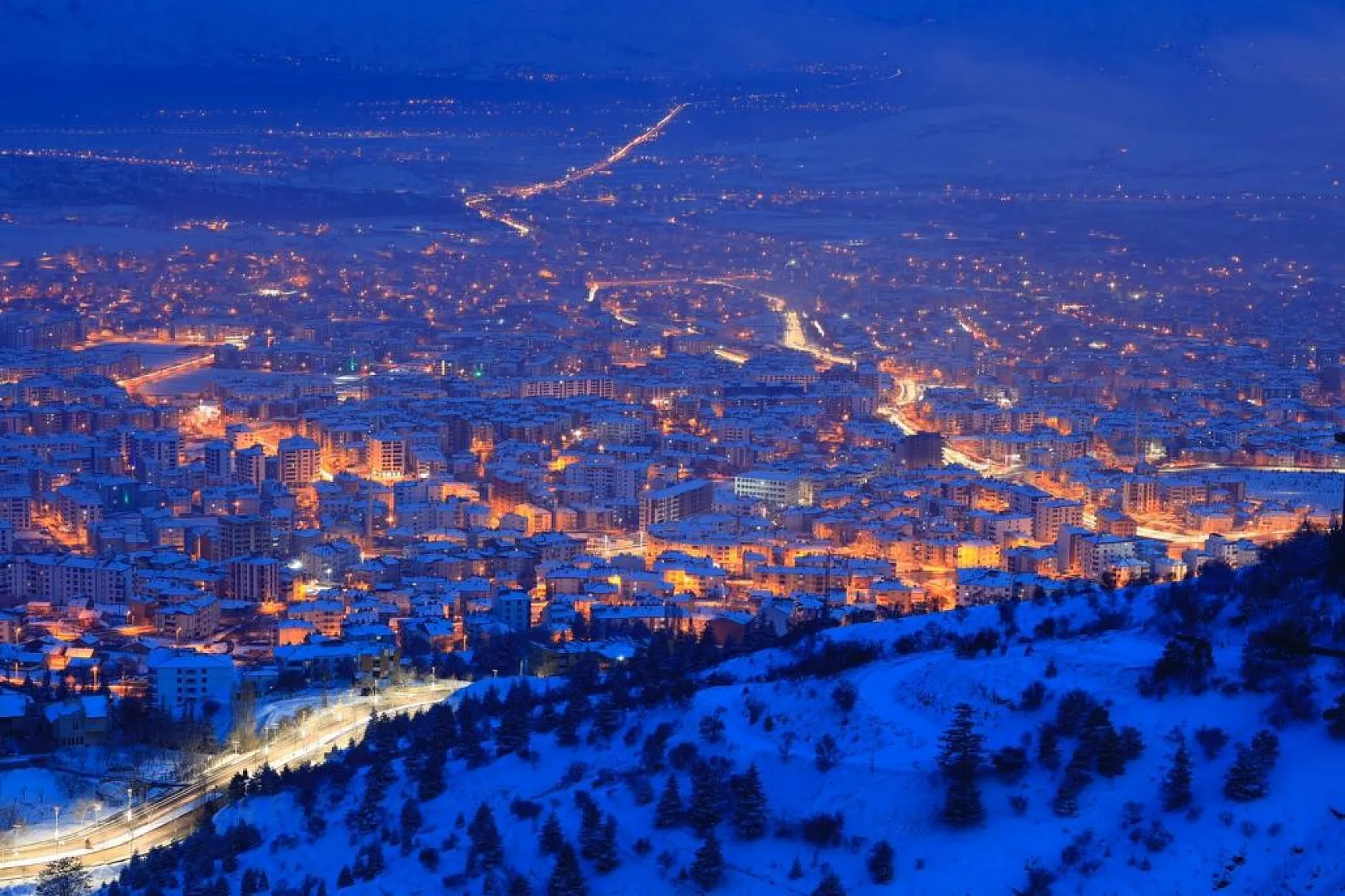 Harput'ta gece ışıkları ile görsel şölen