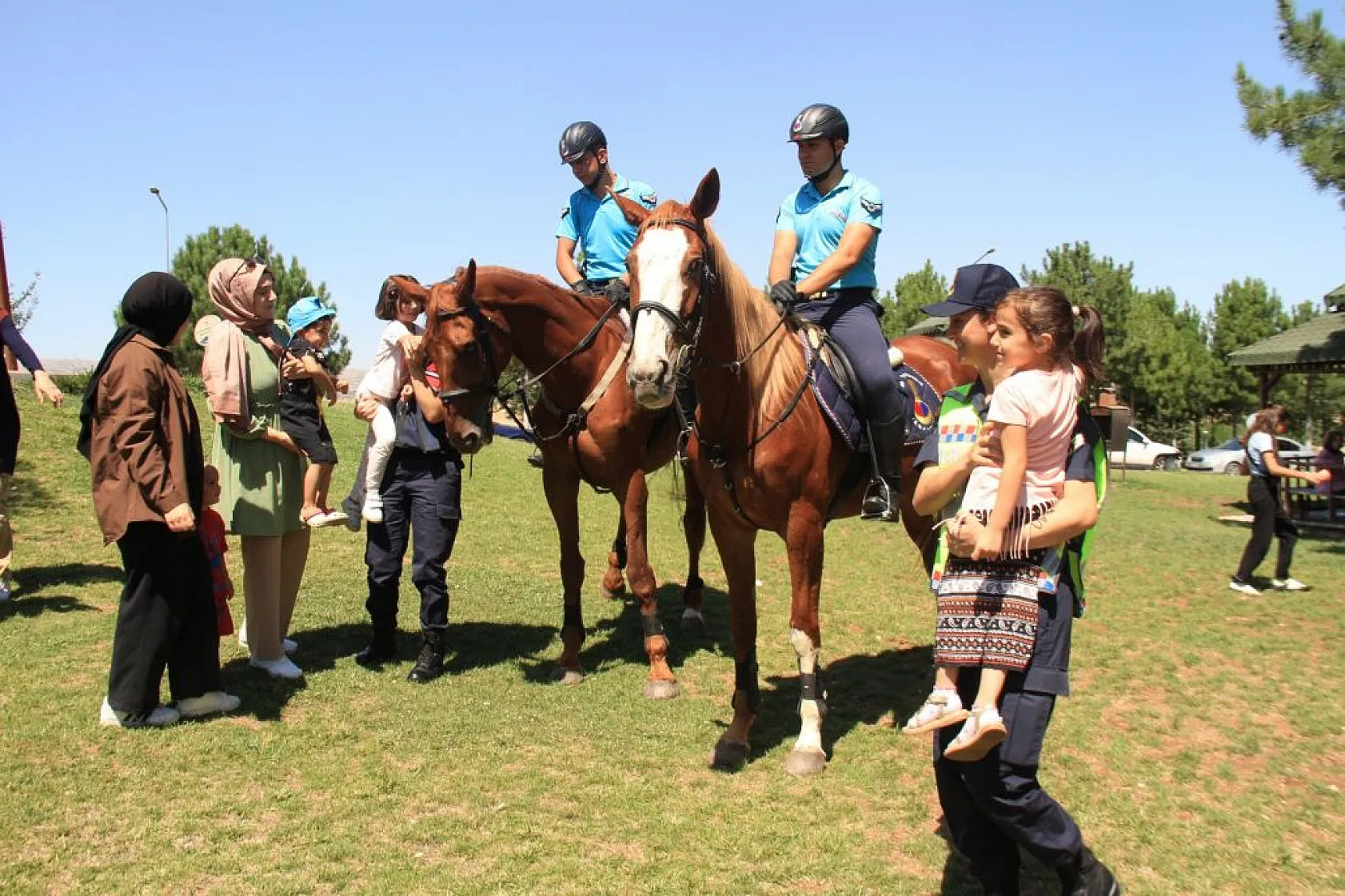 Atlı Jandarma Timi görev başında