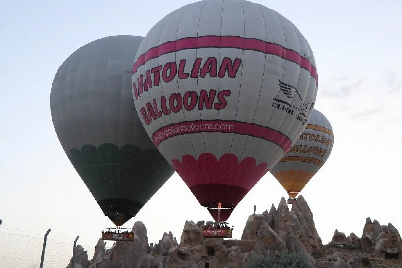Kapadokya'da balonların görsel şöleni
