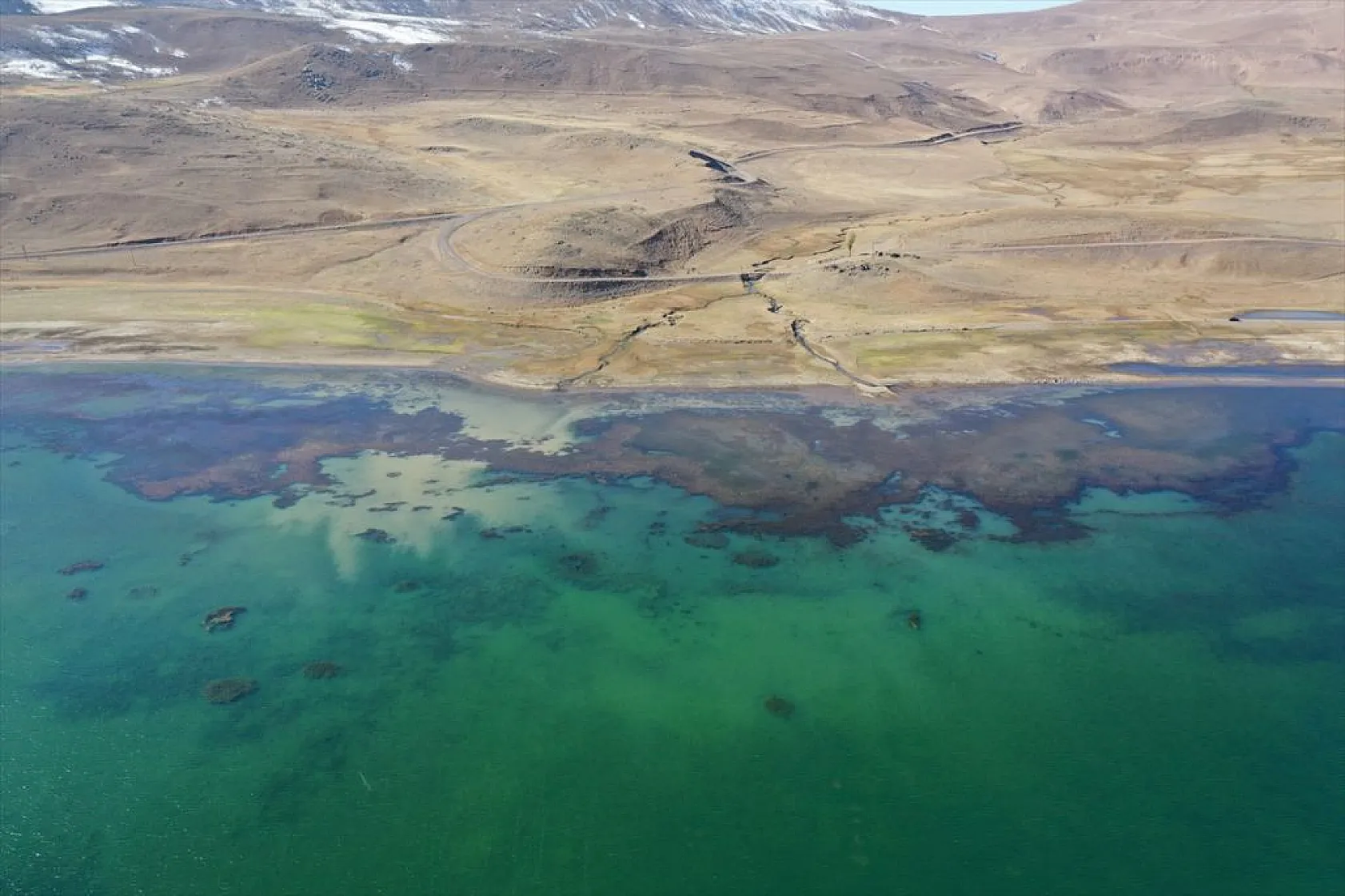 Doğu'nun saklı güzelliği Balık Gölü kuruma tehlikesi altında