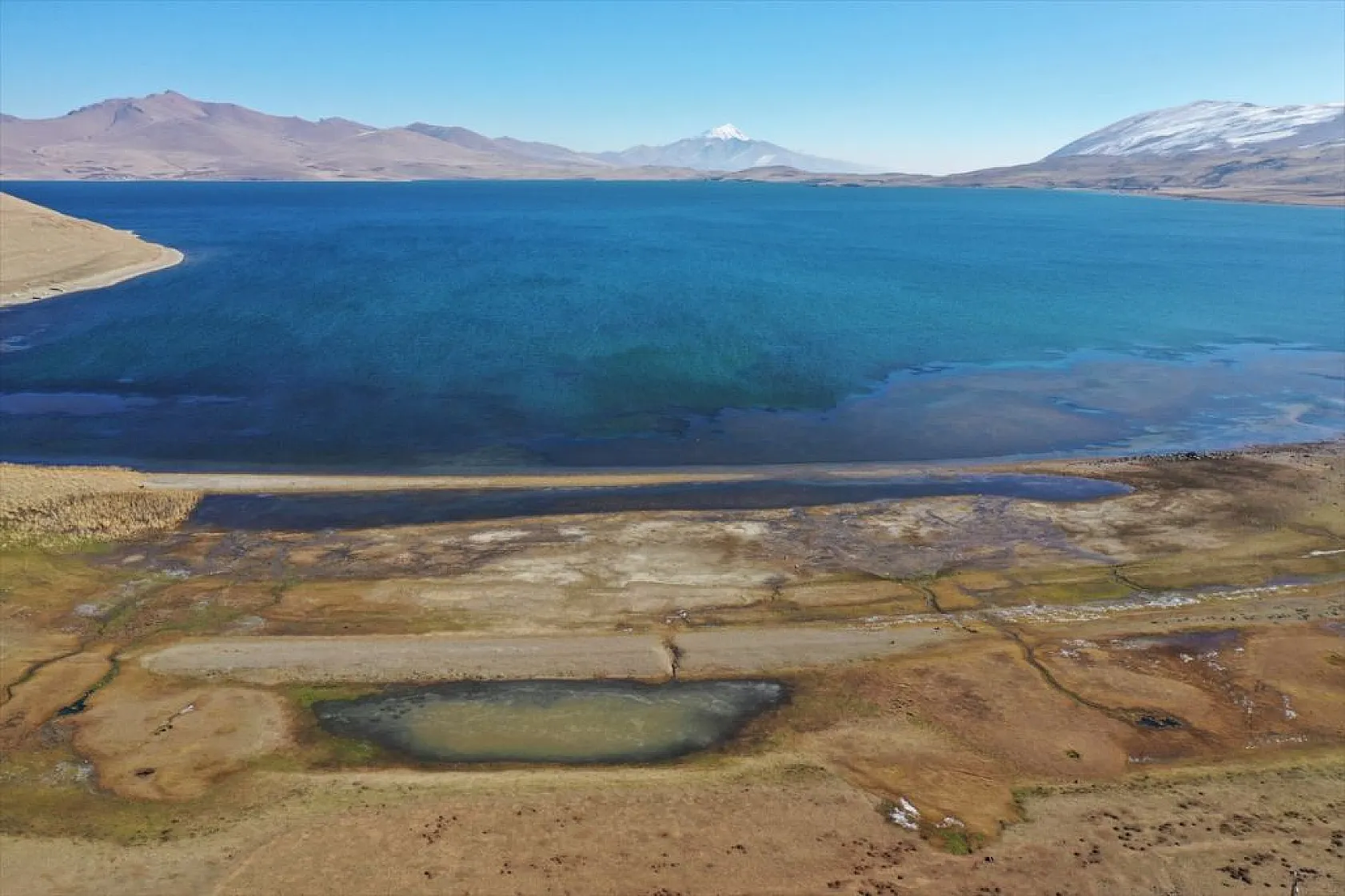 Doğu'nun saklı güzelliği Balık Gölü kuruma tehlikesi altında