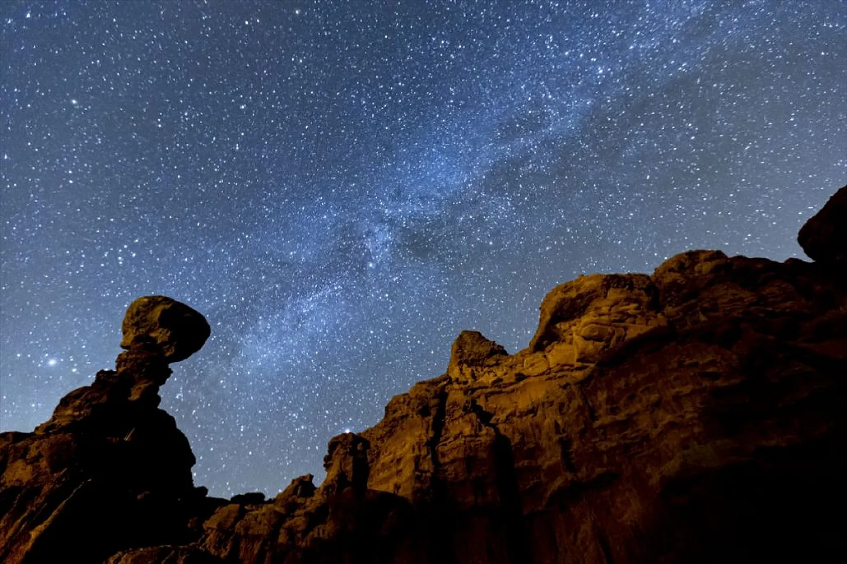 Narman Peribacaları 'yıldız şöleni' ile görüntülendi
