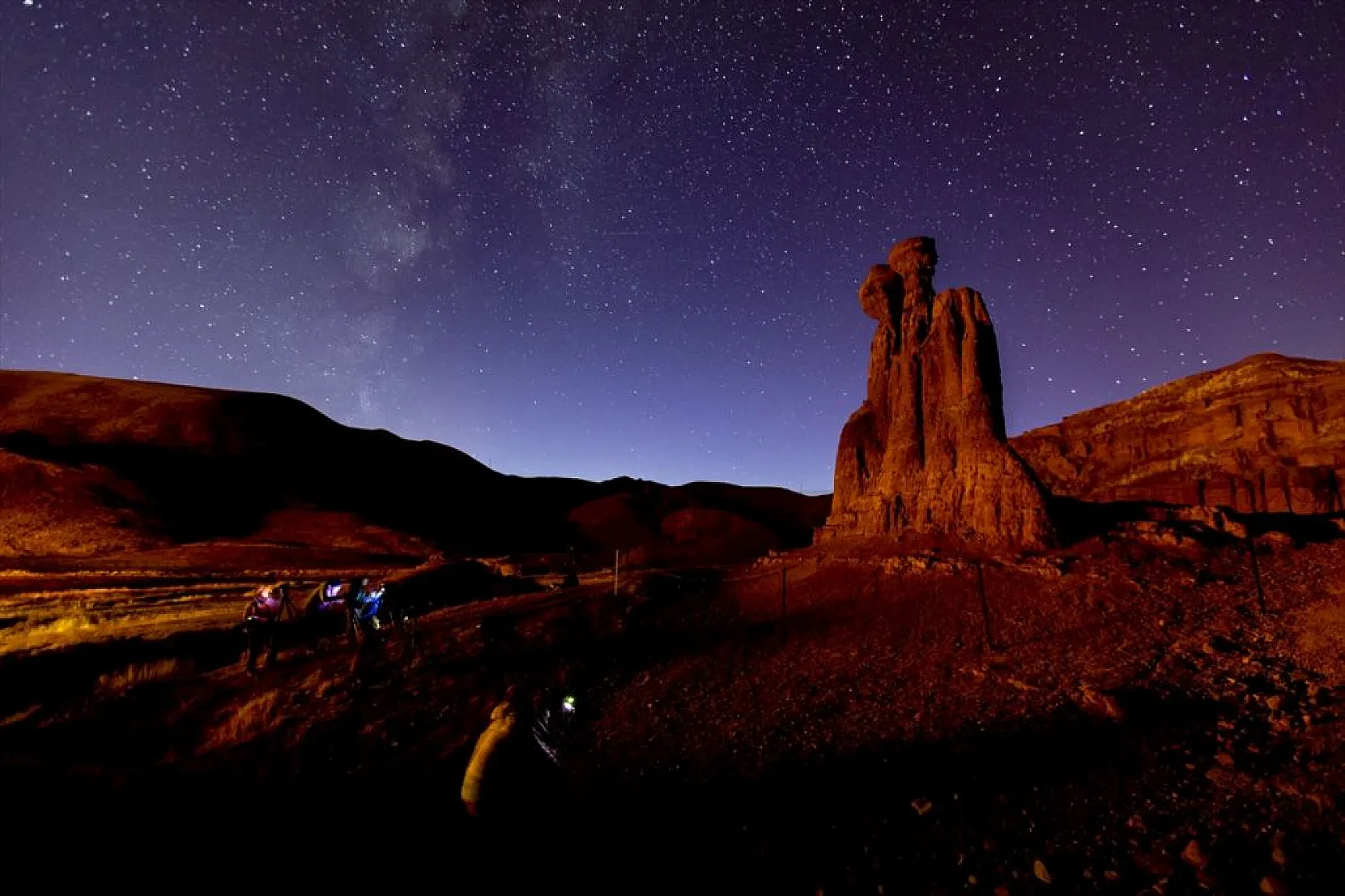 Narman Peribacaları 'yıldız şöleni' ile görüntülendi