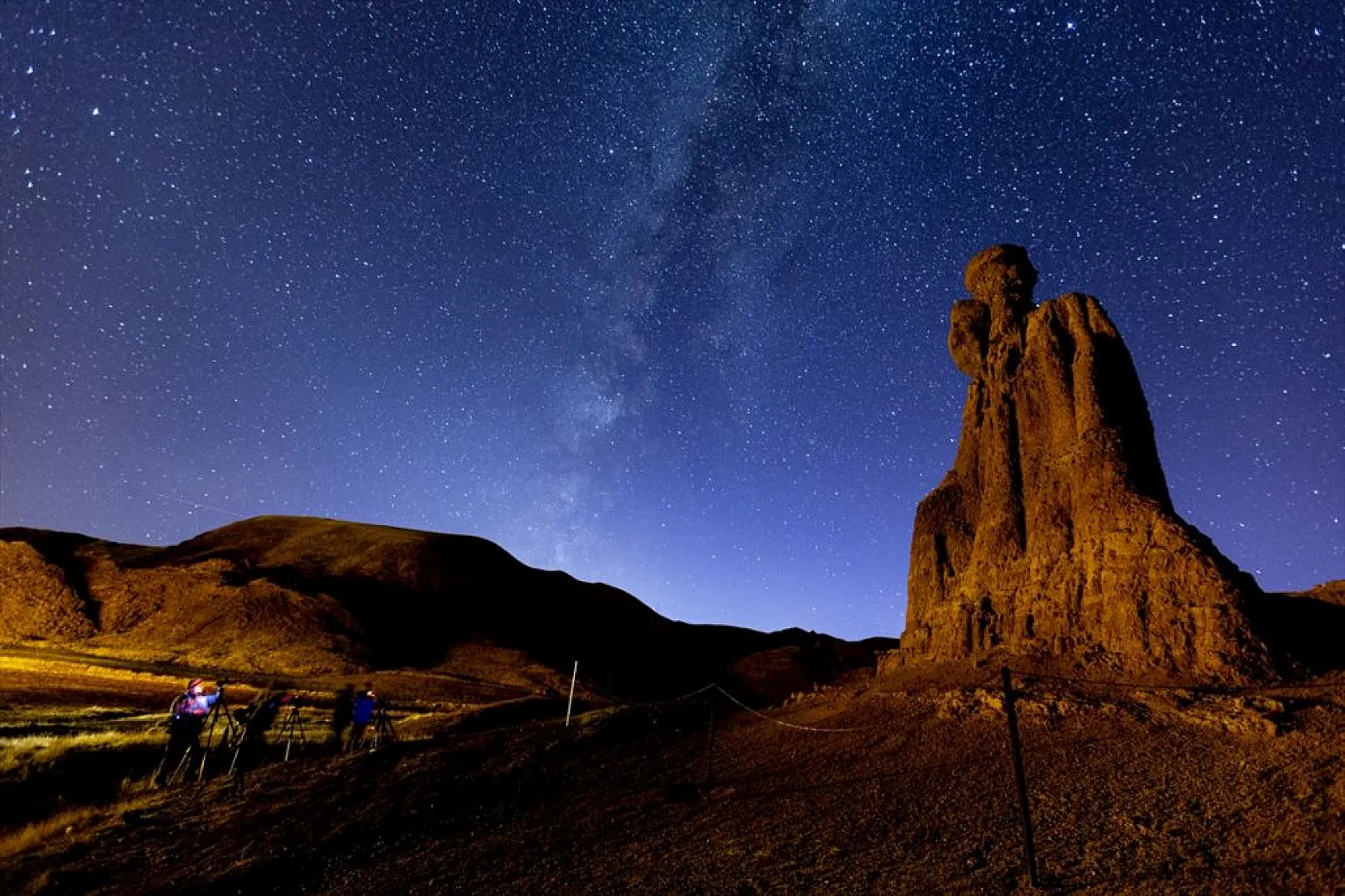 Narman Peribacaları 'yıldız şöleni' ile görüntülendi
