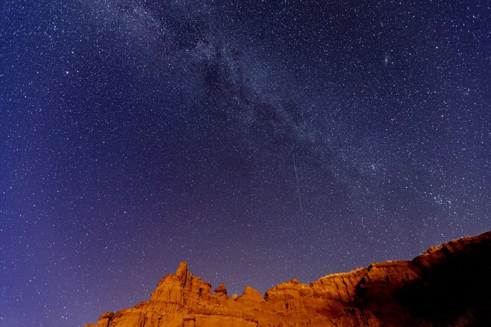 Narman Peribacaları 'yıldız şöleni' ile görüntülendi
