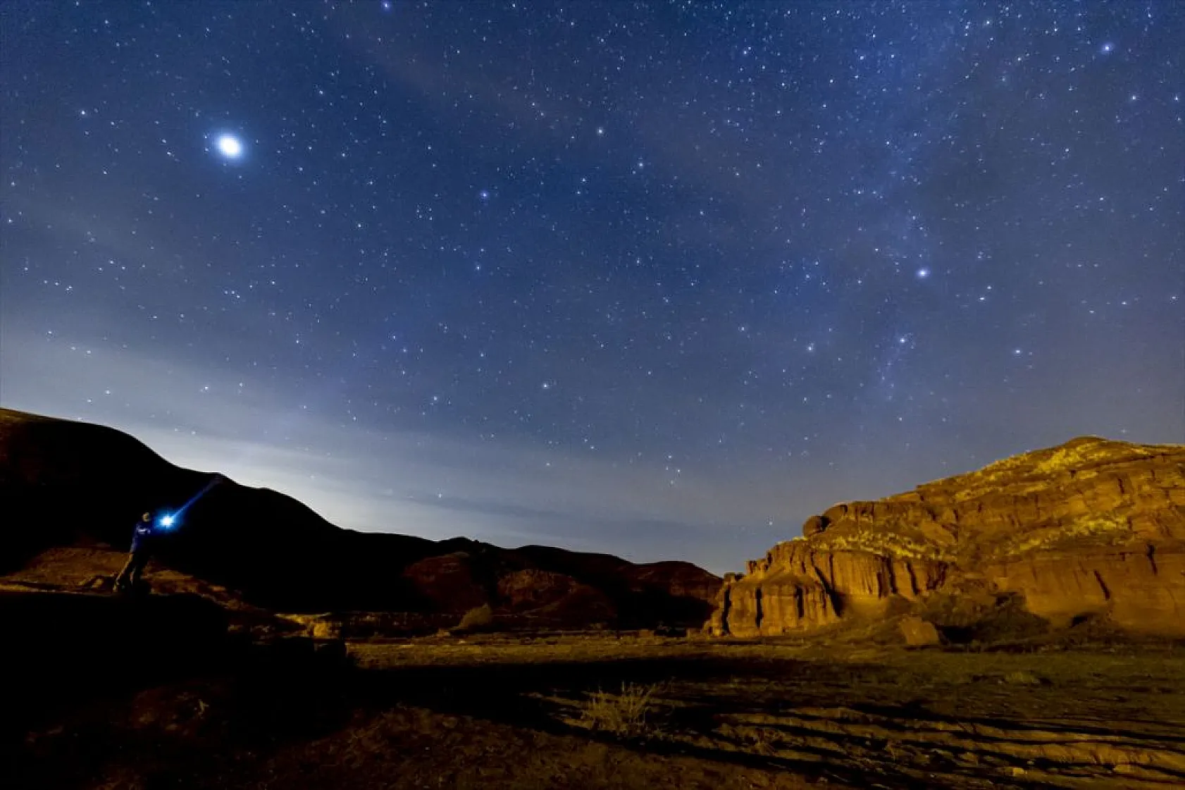 Narman Peribacaları 'yıldız şöleni' ile görüntülendi