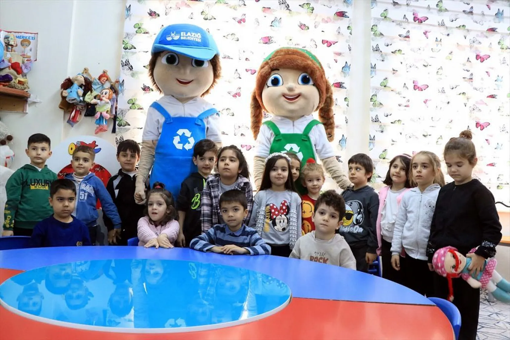 'İklim' ve 'Yağmur', öğrencilere geri dönüşüm ve çevreci bilinci aşılıyor