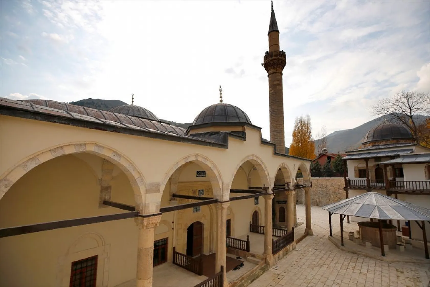 228 yıllık Yusuf Ziya Paşa Camisi ve Külliyesi