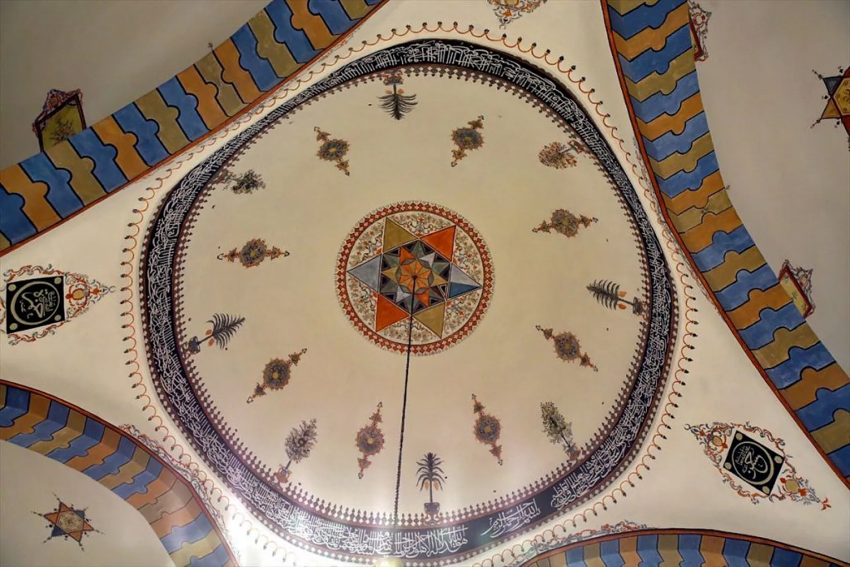 228 yıllık Yusuf Ziya Paşa Camisi ve Külliyesi