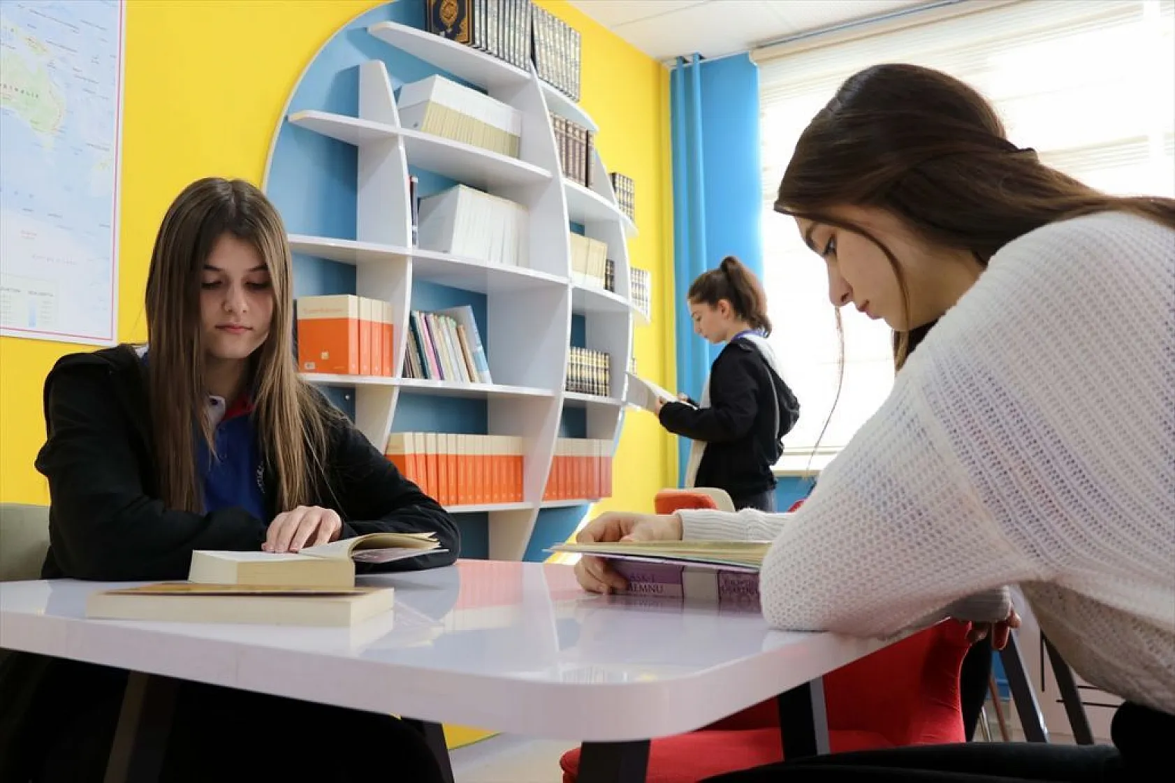 Elazığ'da kütüphanesiz okul kalmadı