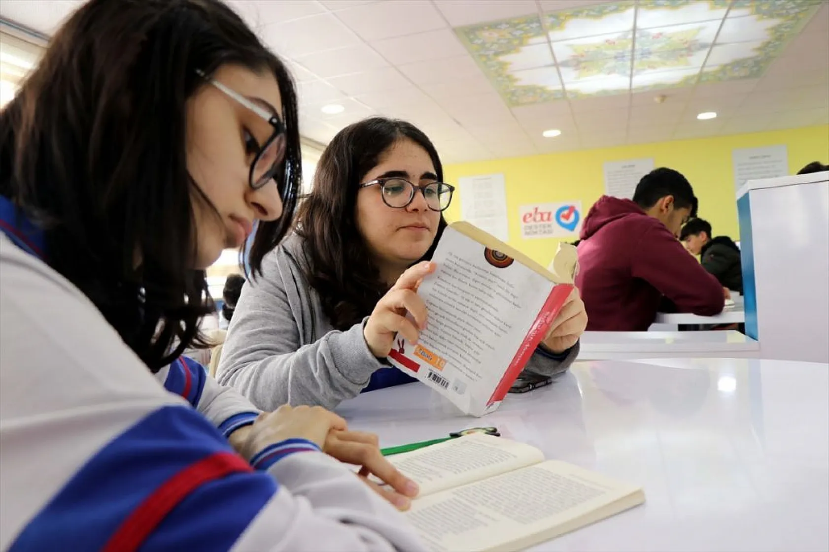 Elazığ'da kütüphanesiz okul kalmadı