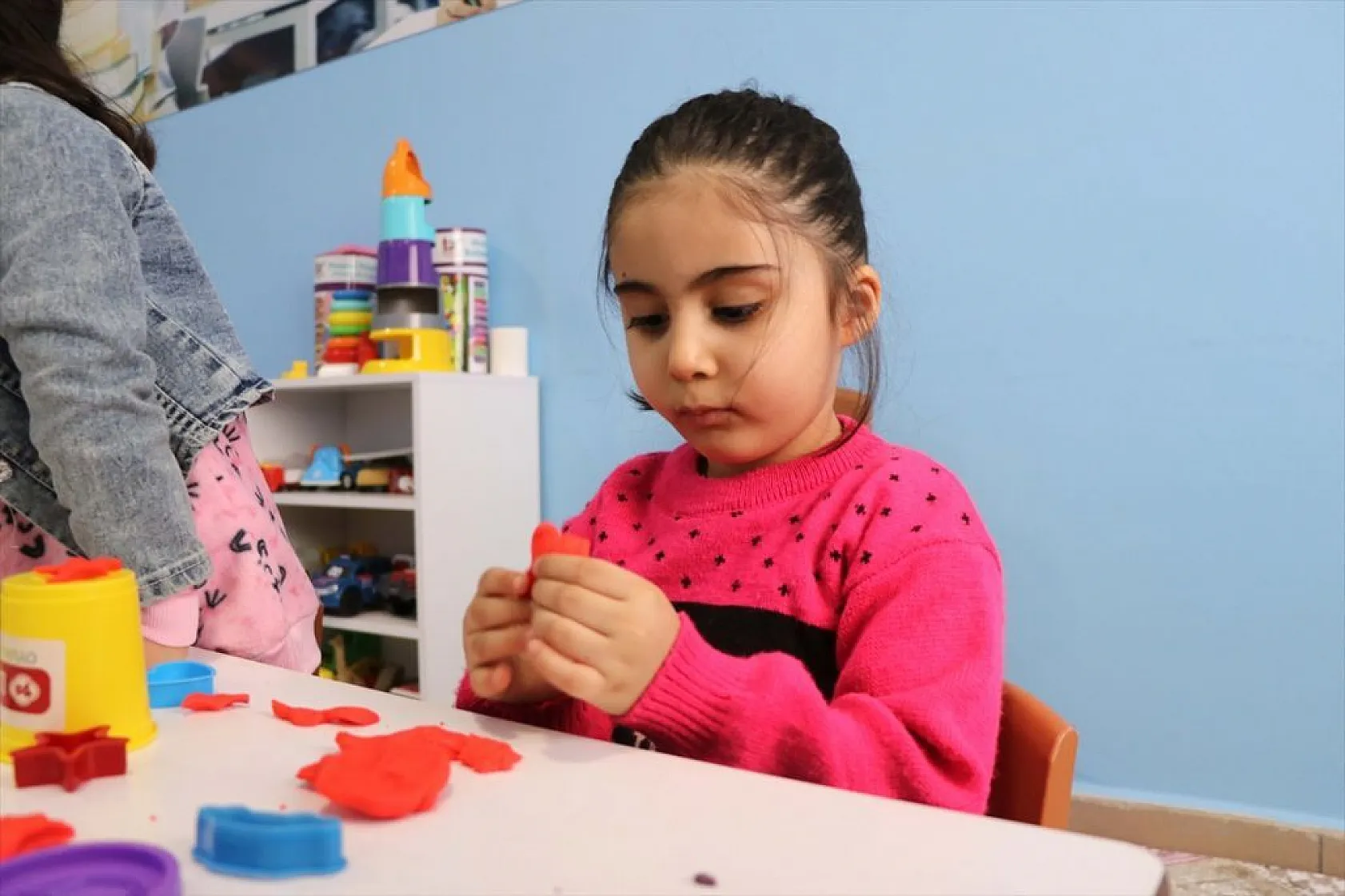 Depremzede minikler için, yurtta ana sınıfı oluşturuldu