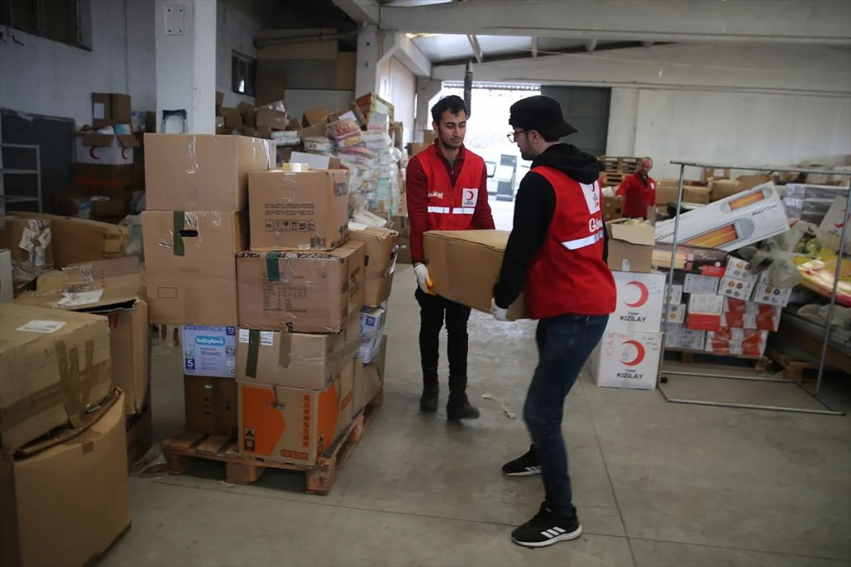 Elazığlılar, afetzedeler için tek yürek oldu