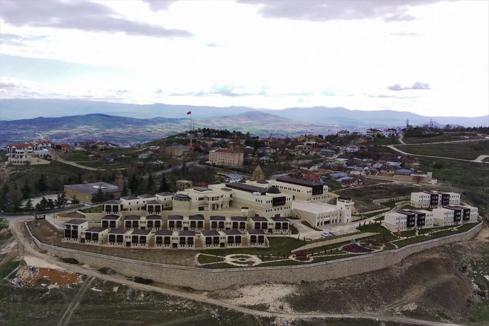 Elazığ'ın asırlık camileri ramazana hazır