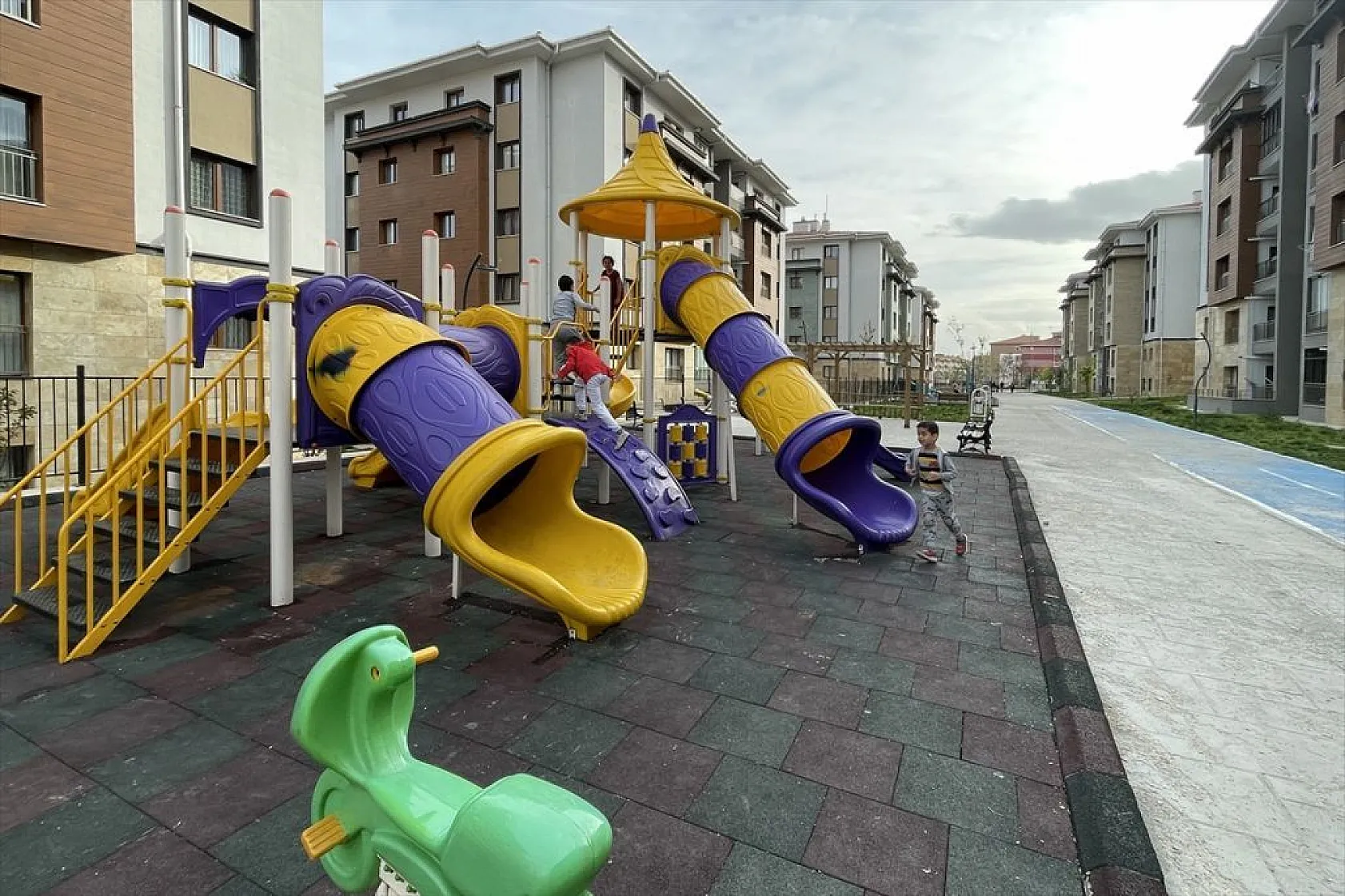 Elazığ'da depremzedeler yeni konutlarına kentsel dönüşümle kavuştu