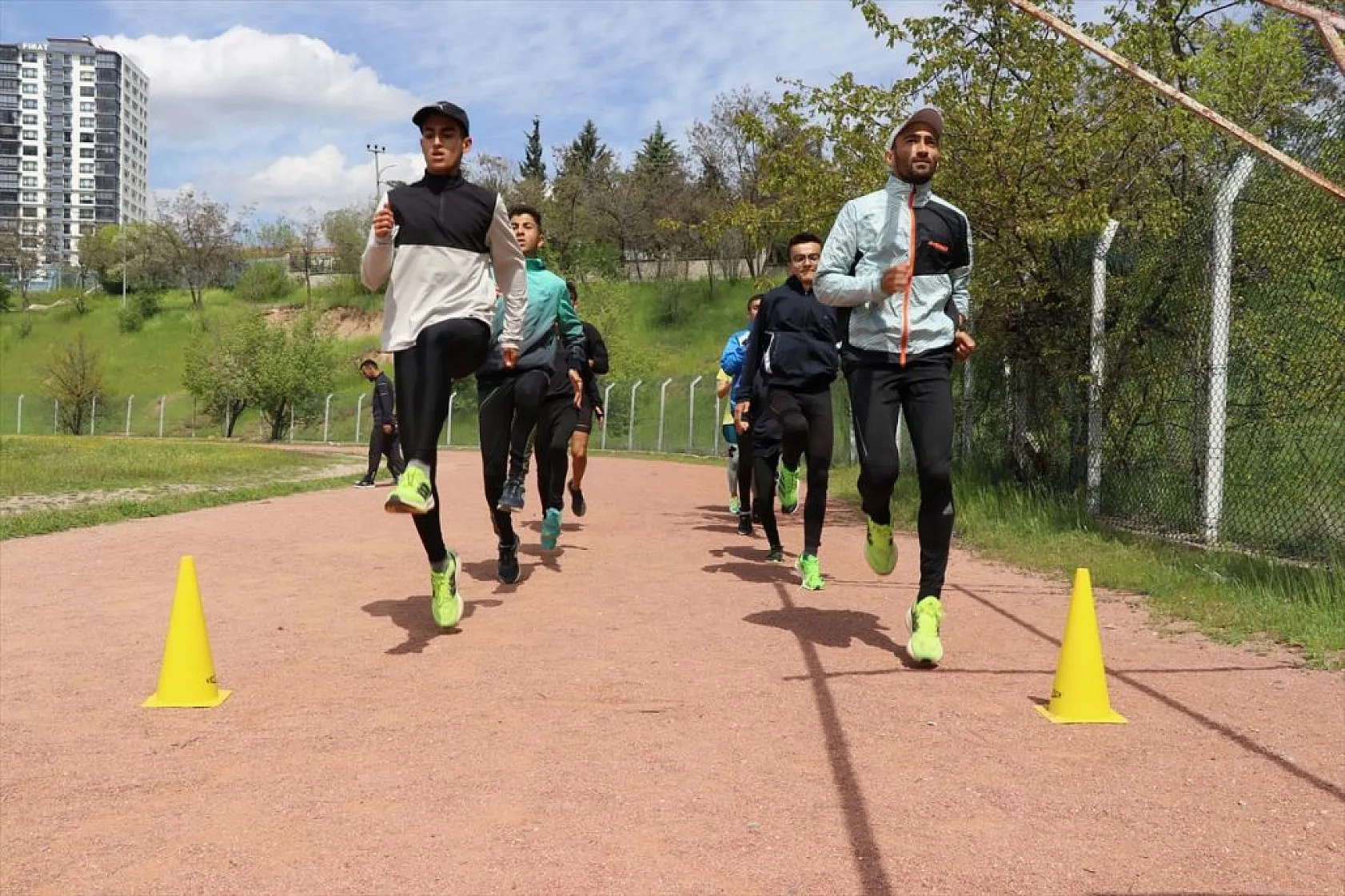 Elazığlı milli atlet, 'Paris Olimpiyatları'na koşuyor