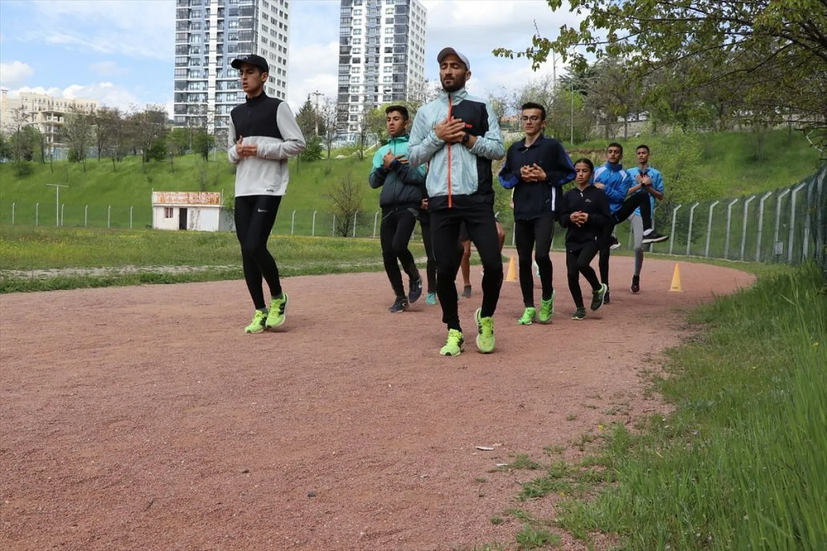 Elazığlı milli atlet, 'Paris Olimpiyatları'na koşuyor