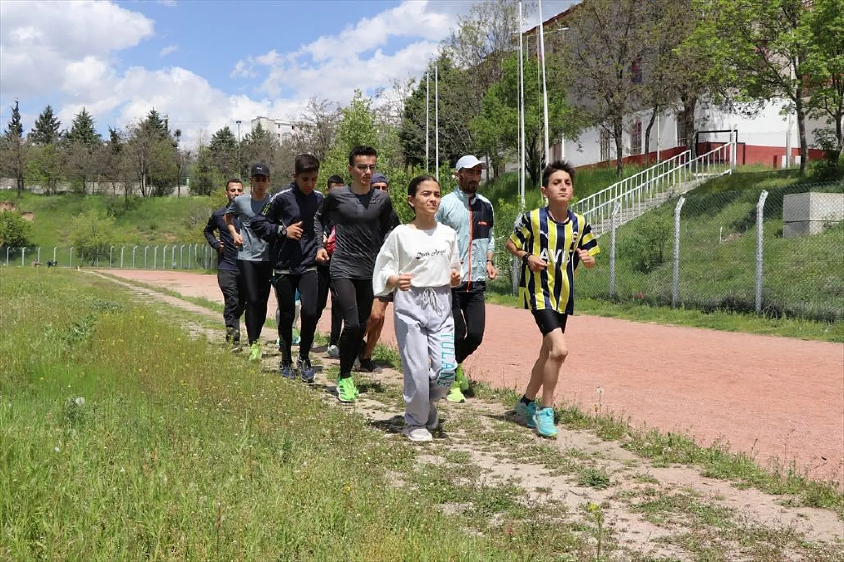 Elazığlı milli atlet, 'Paris Olimpiyatları'na koşuyor