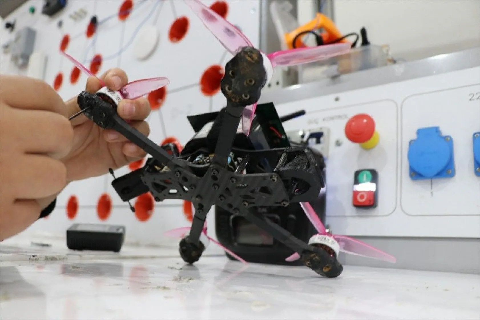 Depremden dolayı yarım kalan hayalini Elazığ'da gerçekleştirdi