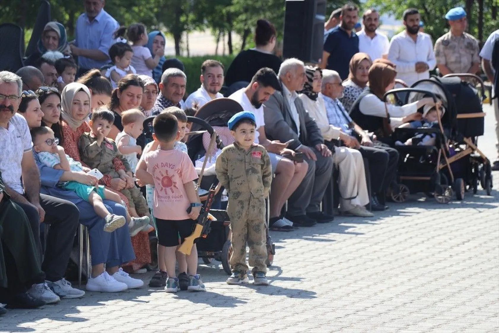 Elazığ'da komandolar dualarla Suriye'ye uğurlandı