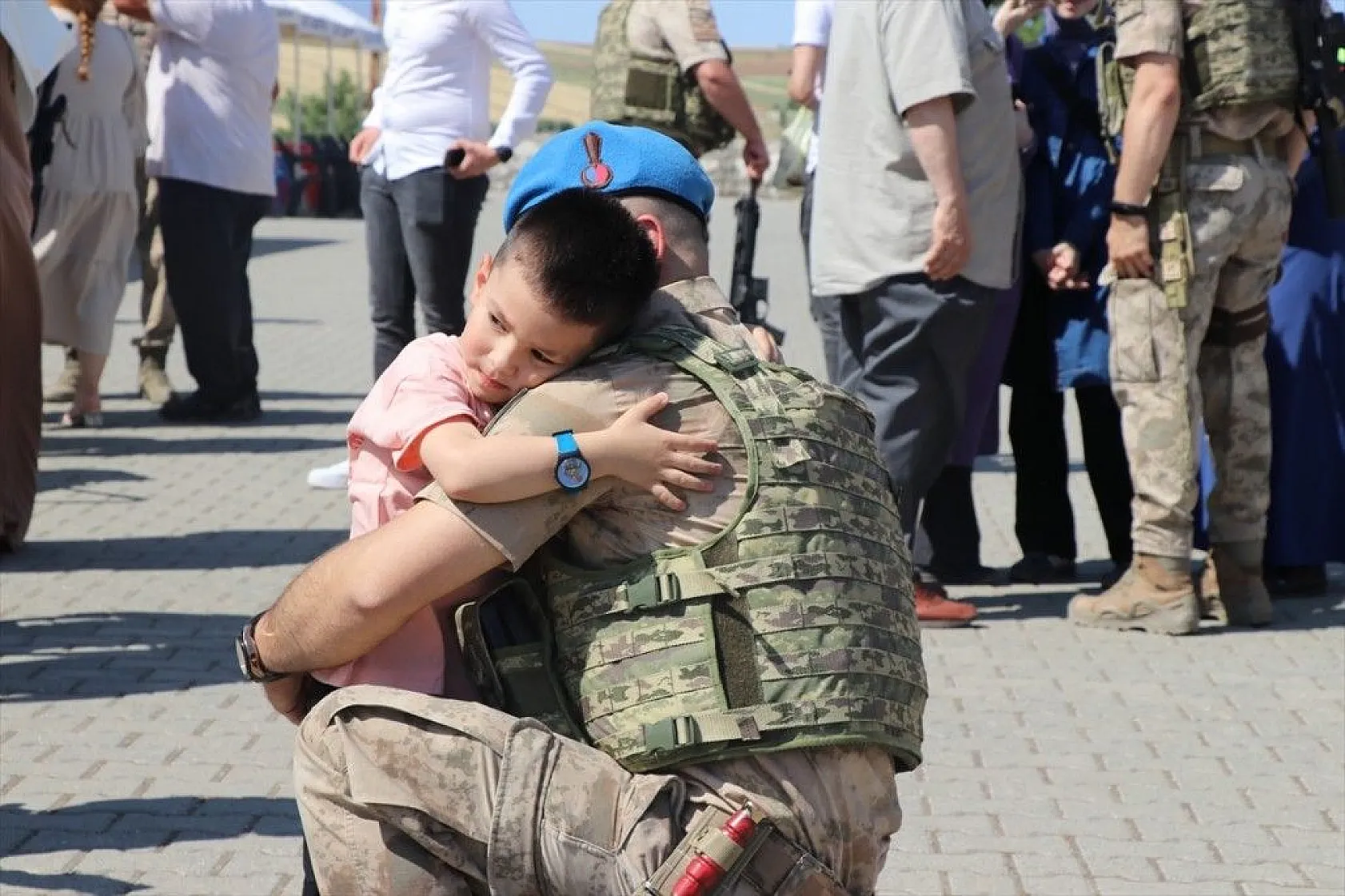 Elazığ'da komandolar dualarla Suriye'ye uğurlandı