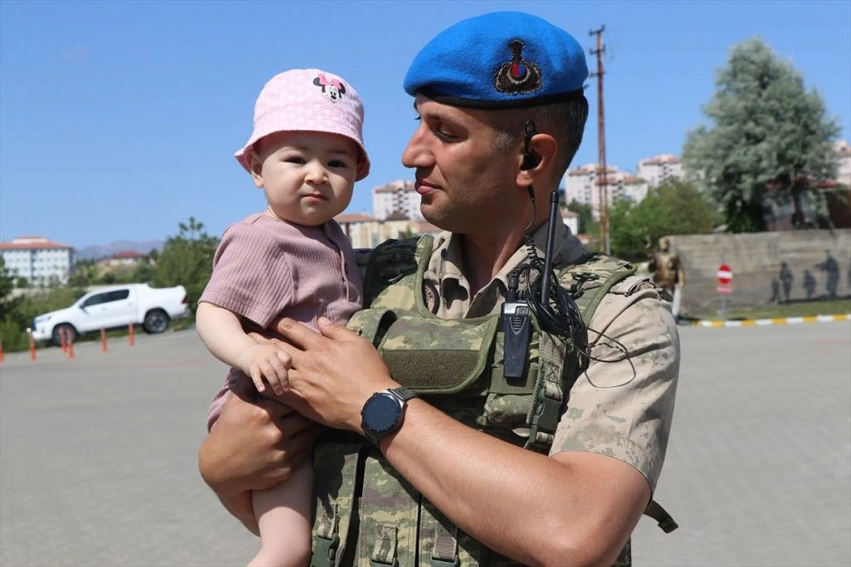 Elazığ'da komandolar dualarla Suriye'ye uğurlandı